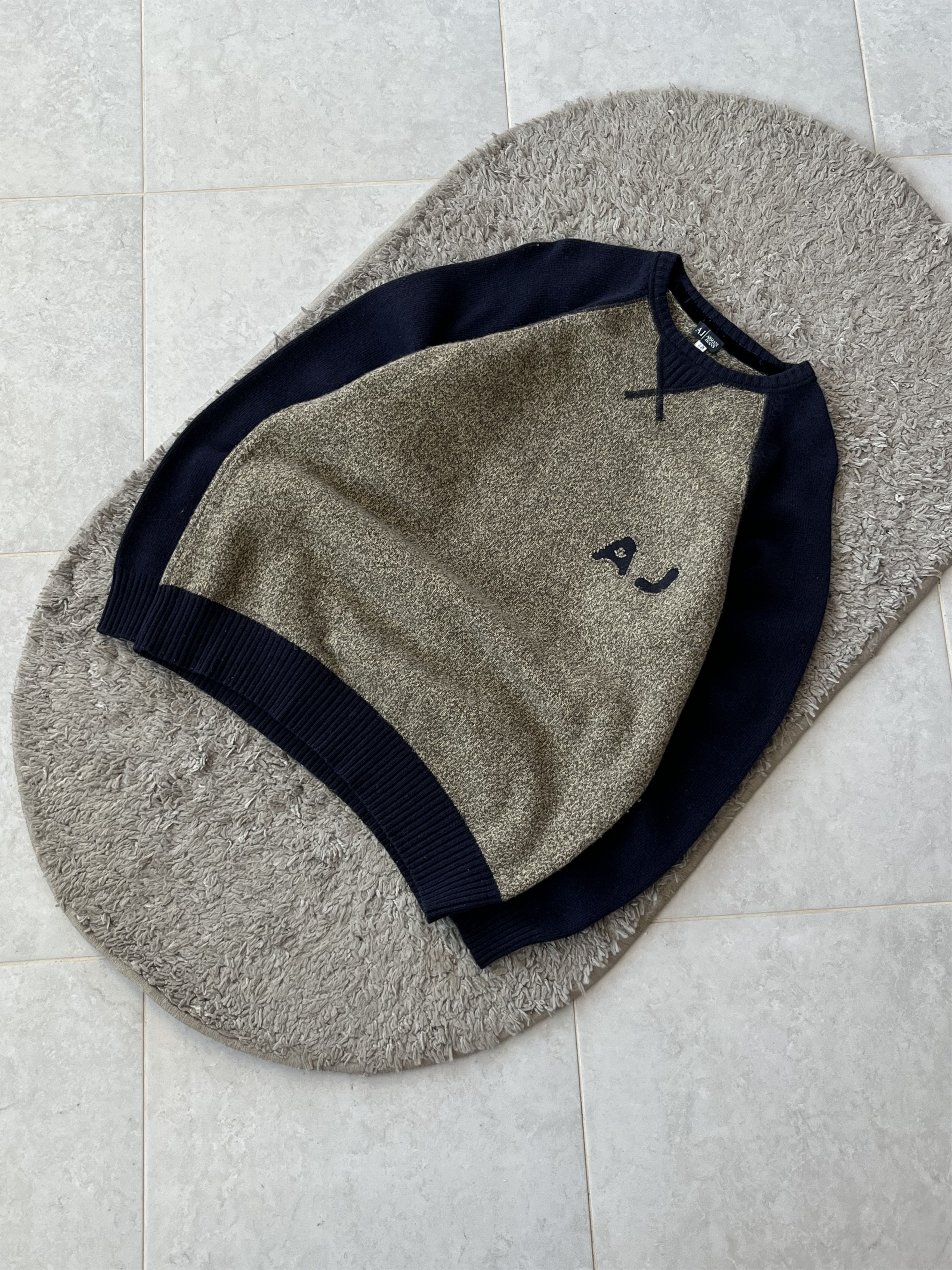Giorgio Armani Vintage Armani Jeans Beige & Navy 00S Wool Knit Jumper Size US XL / EU 56 / 4 - 2 Thumbnail