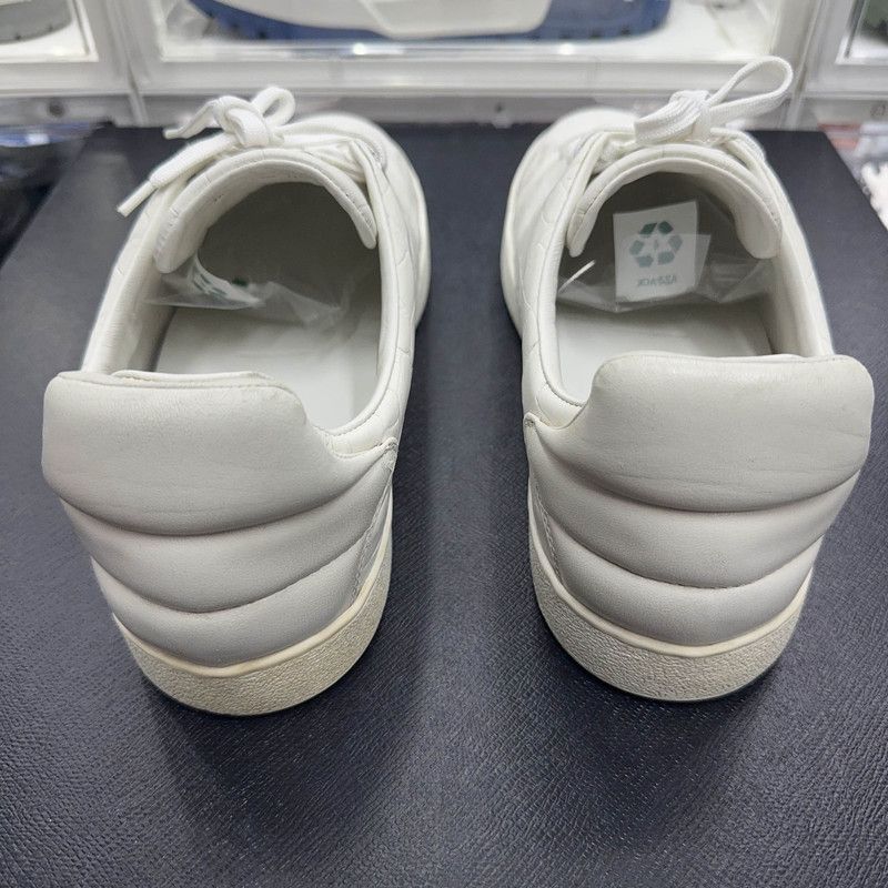 Louis Vuitton Louis Vuitton White Crocodile Casual Sneakers - Size US 10.5 / EU 43-44 - 3 Thumbnail