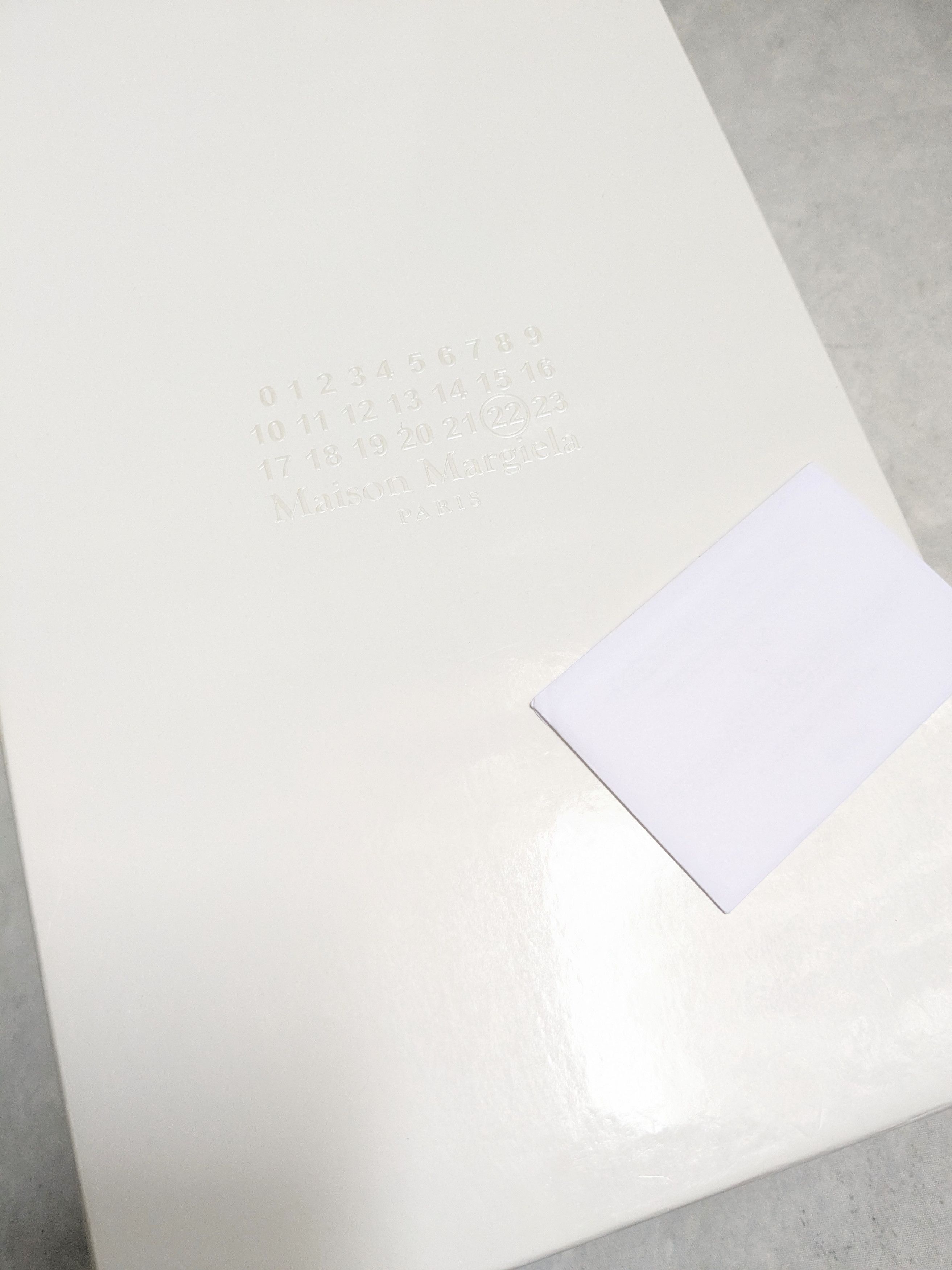 Maison Margiela Maison Margiela GAT Replica White Gray 11 44 Low Top Size US 11 / EU 44 - 22 Thumbnail