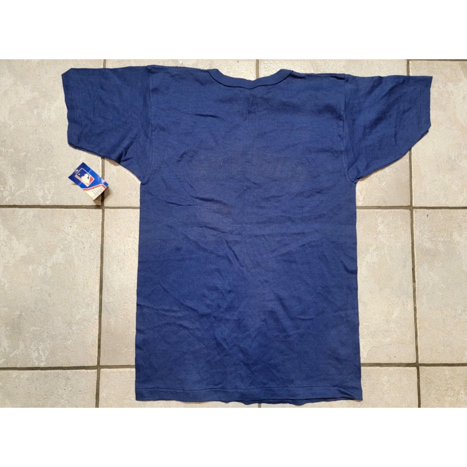 Champion VINTAGE Champion MLB Chicago Cubs T-Shirt Mens M Black 100% Cotton Short Sleeve Navy? Size US M / EU 48-50 / 2 - 4 Thumbnail