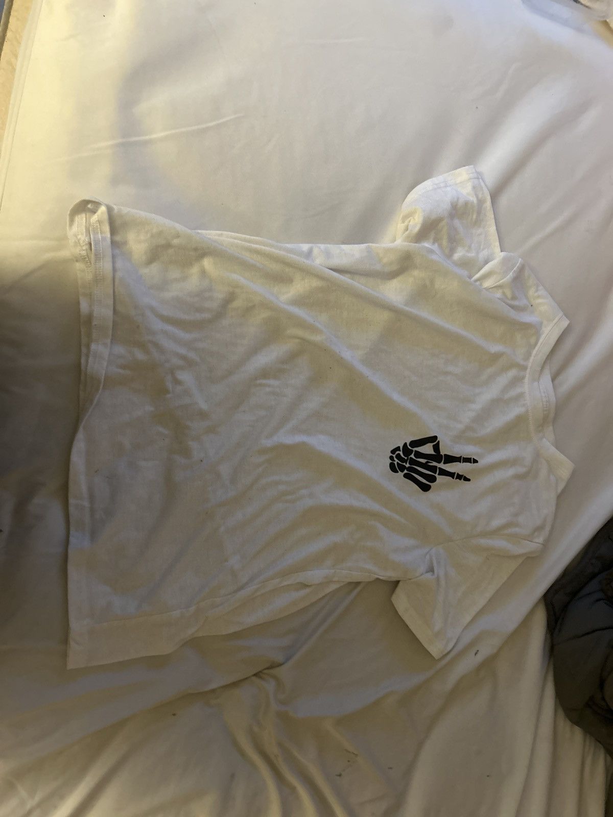 Shein White t-shirt with peace symbol Size M / US 6-8 / IT 42-44 - 1 Thumbnail