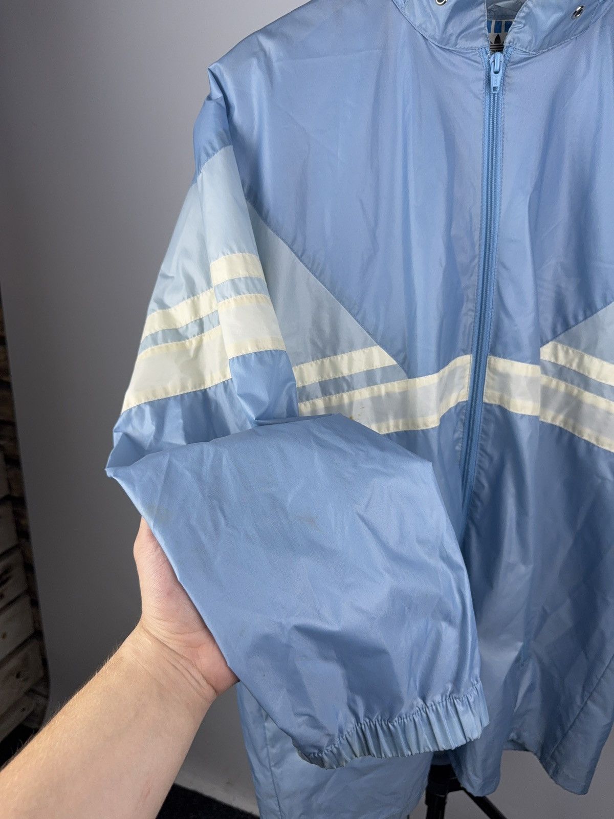 Adidas Vintage Adidas Trefoil Windbreaker Jacket Light Blue 80s L Size US L / EU 52-54 / 3 - 6 Thumbnail