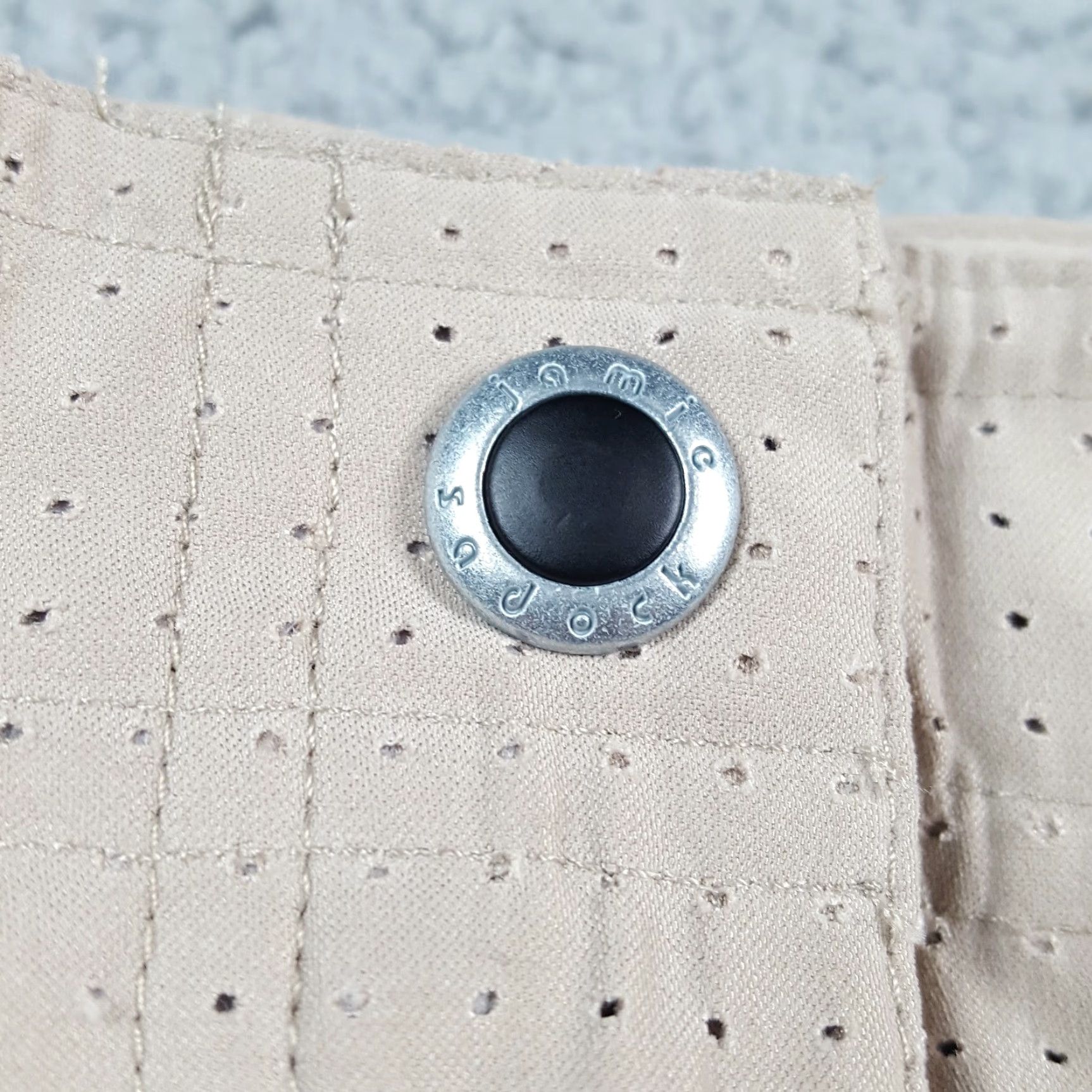 Vintage VINTAGE Jamie Sadock Chino Shorts Womens 16 Beige Lightweight Athletic High Waist Relaxed 90s Bohemian Retro Preppy Casual Fashion Summer Womens Size 38" / US 16 / IT 52 - 3 Thumbnail