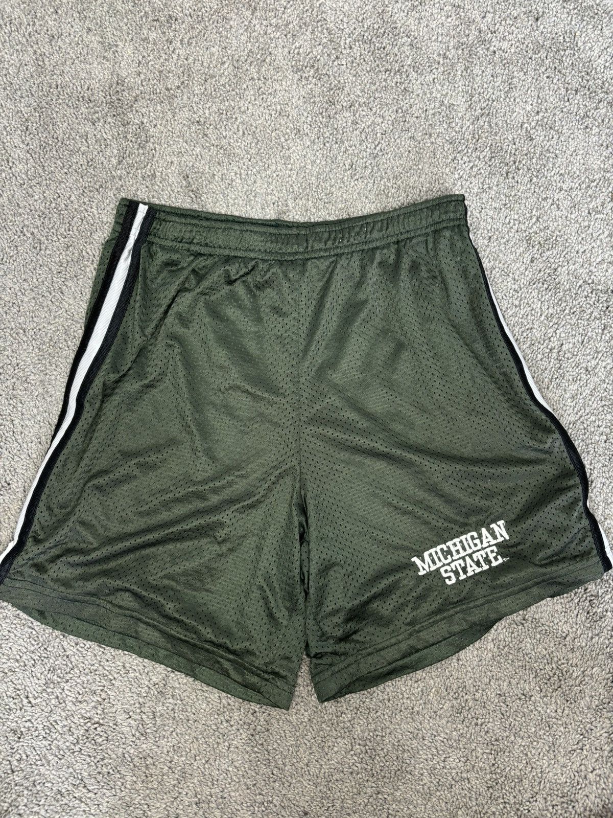 Steve And Barrys Vintage green msu michigan state basketball shorts Size US 30 / EU 46 - 1 Thumbnail