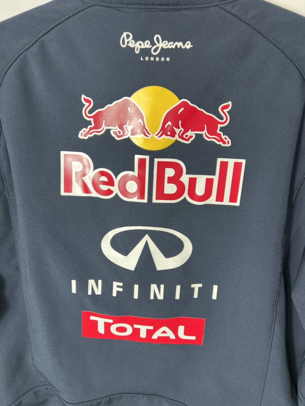 Pepe Jeans Vintage Pepe Jeans Red Bull Infiniti Softshell Racing Jacket Size US S / EU 44-46 / 1 - 11 Thumbnail