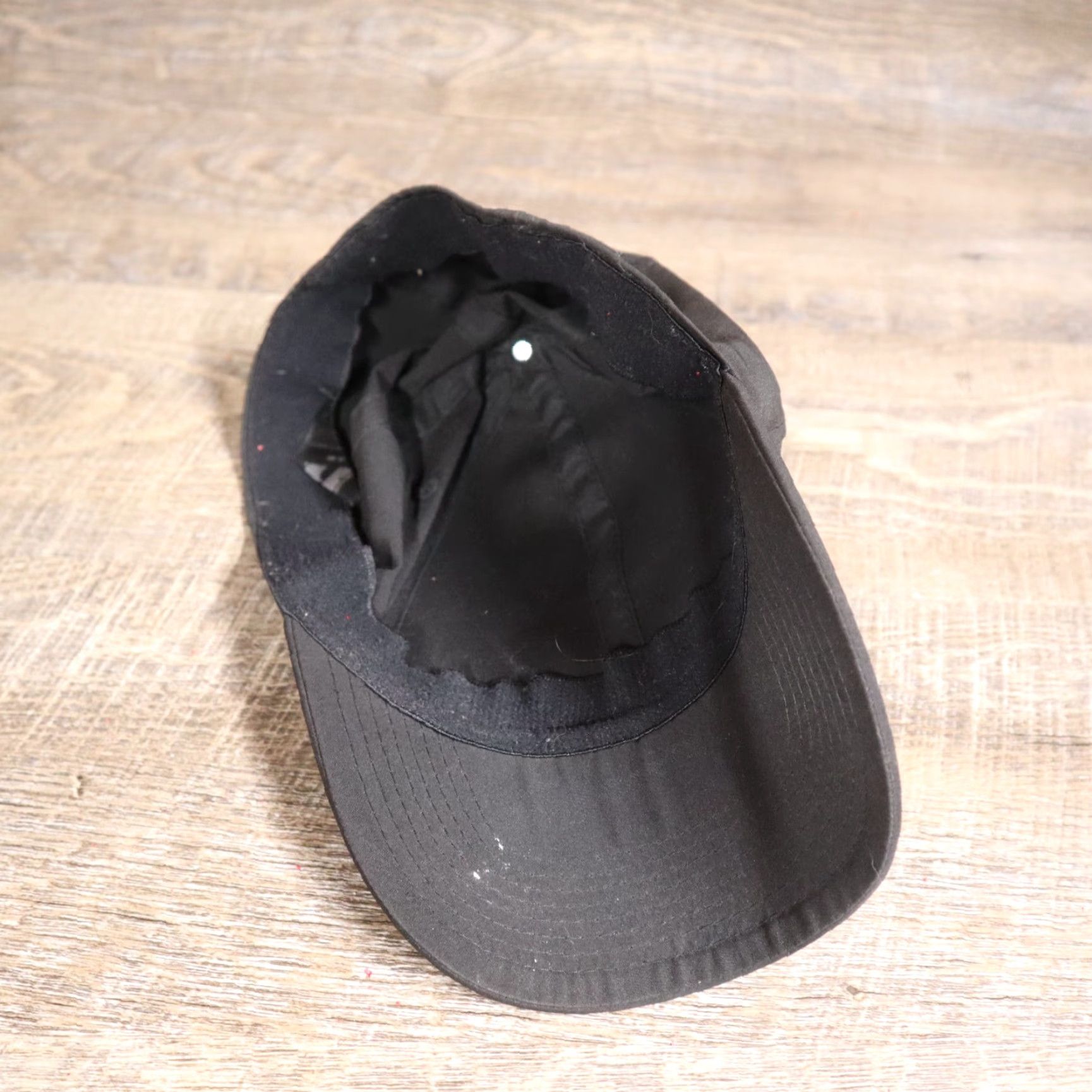 Vintage Russell Black Baseball Cap Flex Size Medium Logo Casual Mens Size ONE SIZE - 5 Thumbnail