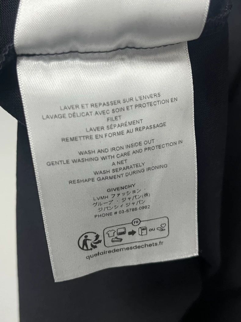 Givenchy Givenchy Black Washed Distressed Dark Grey Short-sleeved T Size US M / EU 48-50 / 2 - 8 Thumbnail