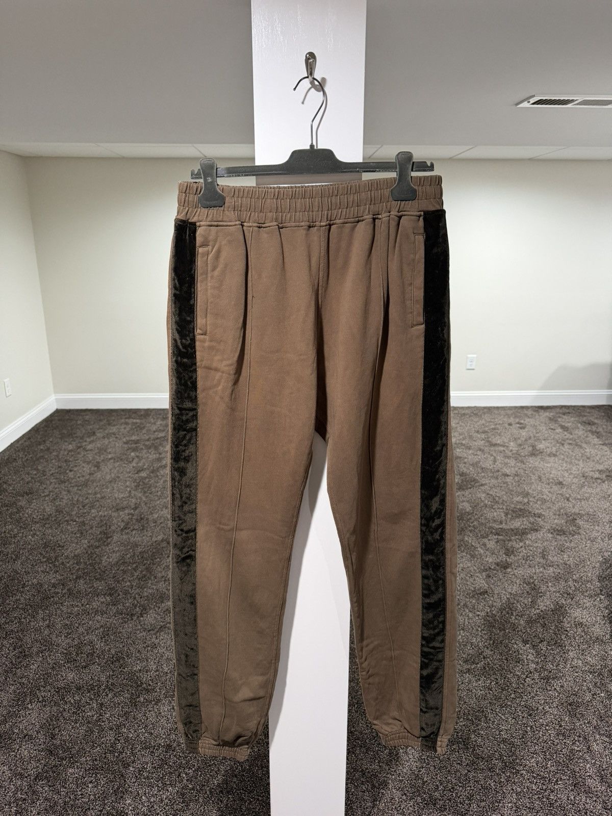Haider Ackermann Haider Ackermann Perth Velvet Stripe Tux Brown Sweatpants Size US 34 / EU 50 - 14 Thumbnail