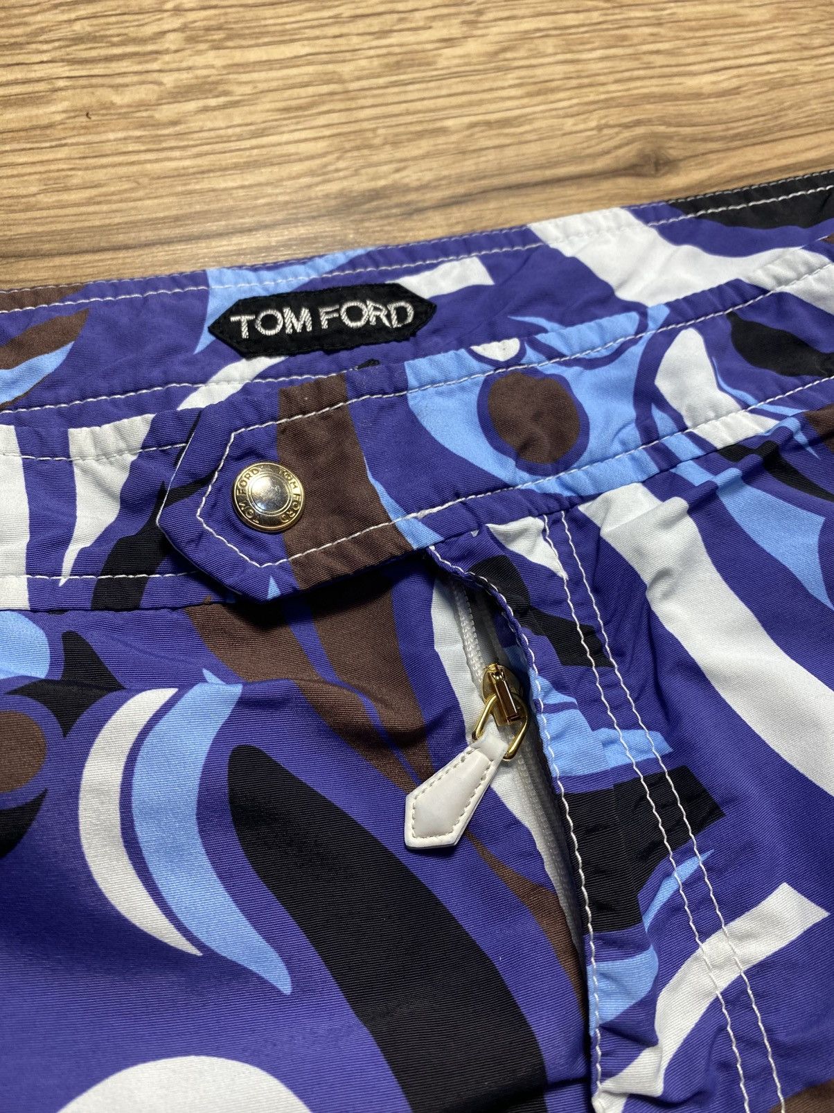 Tom Ford TOM FORD Blue Abstract Print Swim Trunks Men's Size 52 / XL Size US 36 / EU 52 - 3 Thumbnail