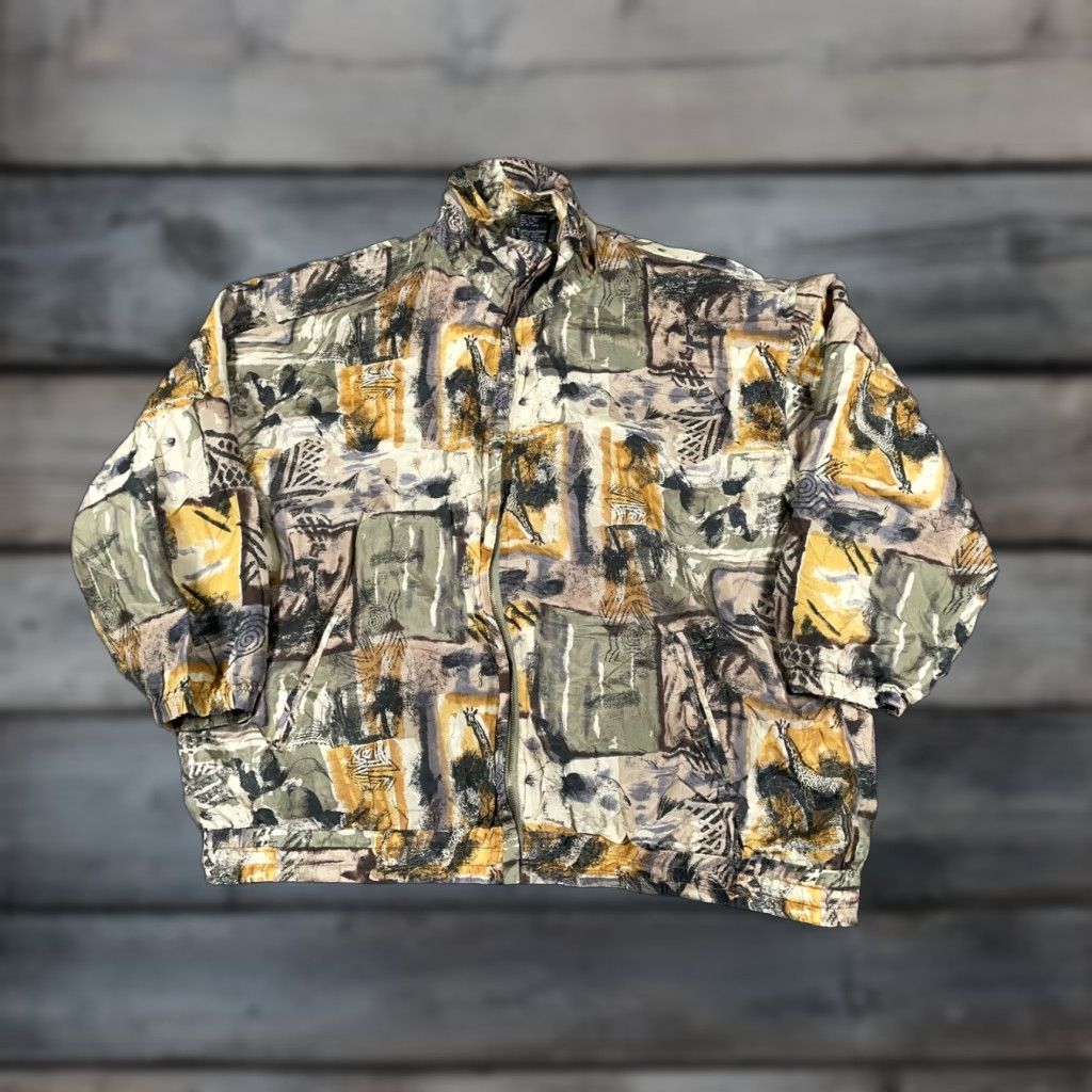 Vintage EVR Jacket Geometric Silk Zip Green 2X Women’s Casual Full Zip Lightweight Windbreaker Pockets 90s Tribal/Vintage Not Vintage Size XXL / US 16-18 / IT 52-54 - 1 Thumbnail