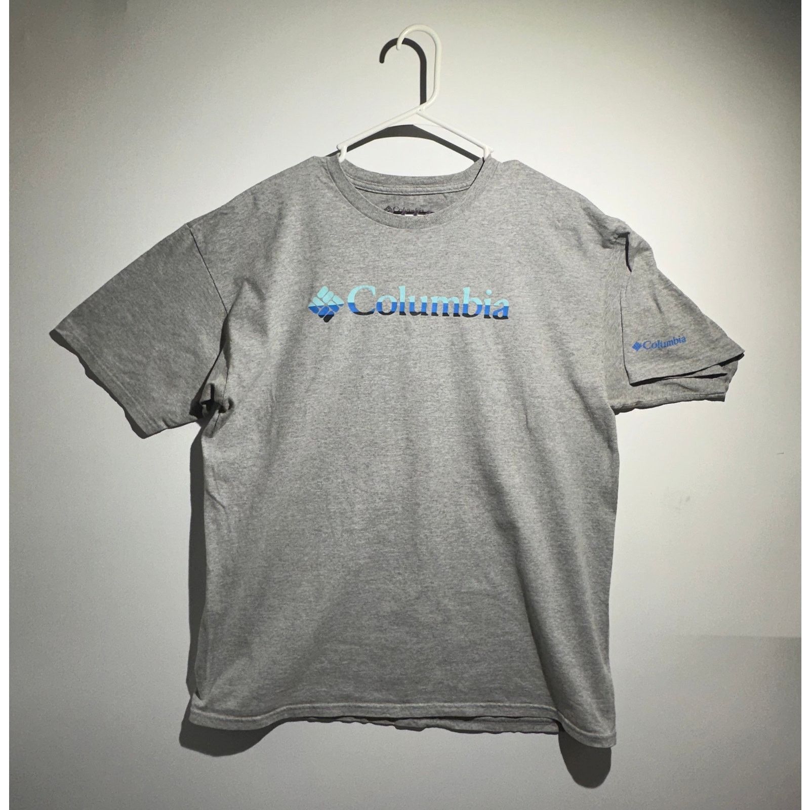 Columbia Columbia Gray Tshirt Blue Print Size XL Size US XL / EU 56 / 4 - 1 Thumbnail