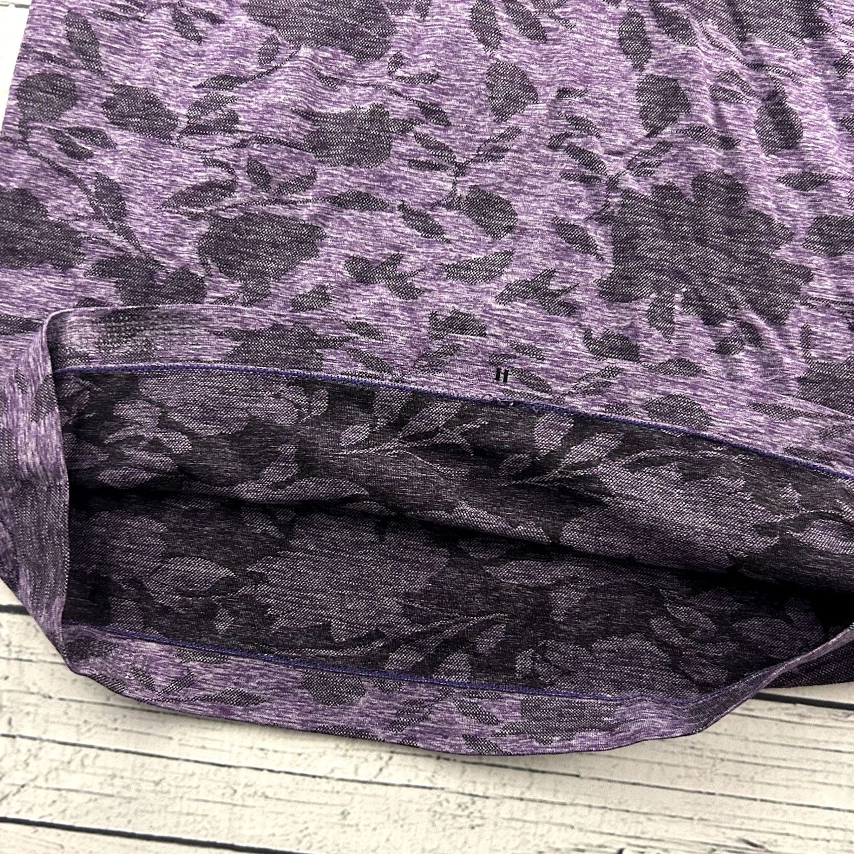 Athleta Athleta Momentum Tank Top Women's 6 8 Sleeveless Floral Purple Athletic Shirt Size M / US 6-8 / IT 42-44 - 5 Thumbnail