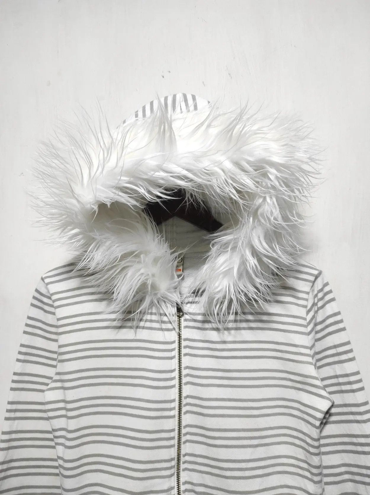 Ocean Pacific OP Sunwear Ocean Pacific stripe zip fur hoodie LGB style Size S / US 4 / IT 40 - 2 Thumbnail