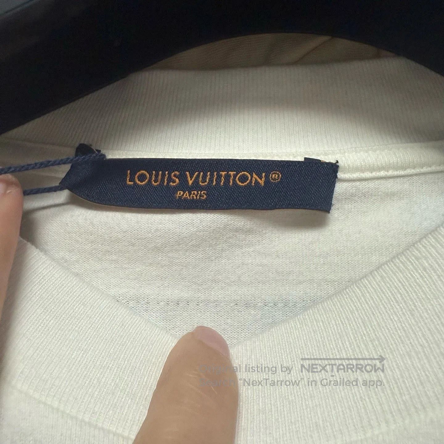 Louis Vuitton Louis Vuitton White Embossed Short-Sleeve M. Size US M / EU 48-50 / 2 - 3 Thumbnail