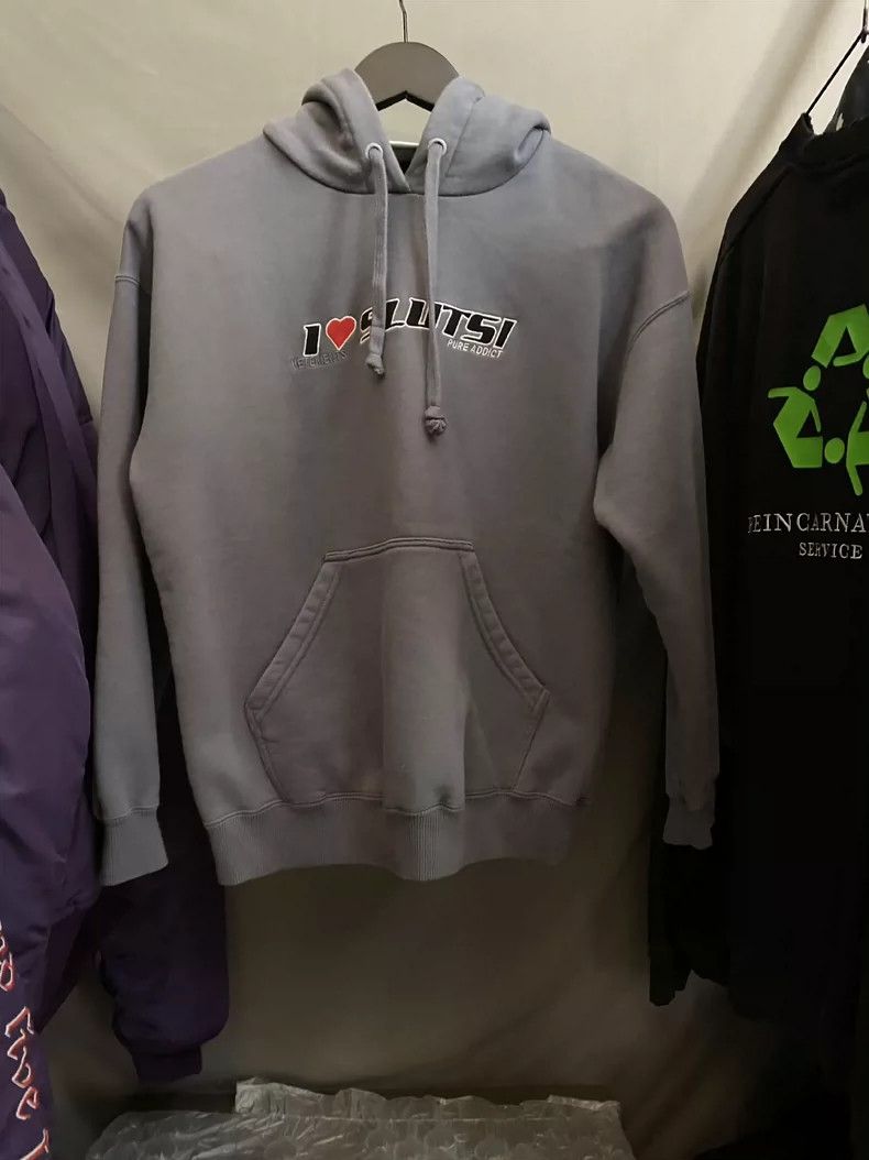 Vetements Vetements Hug me hoodie, very interesting pattern, slim fi Size US XS / EU 42 / 0 - 3 Thumbnail