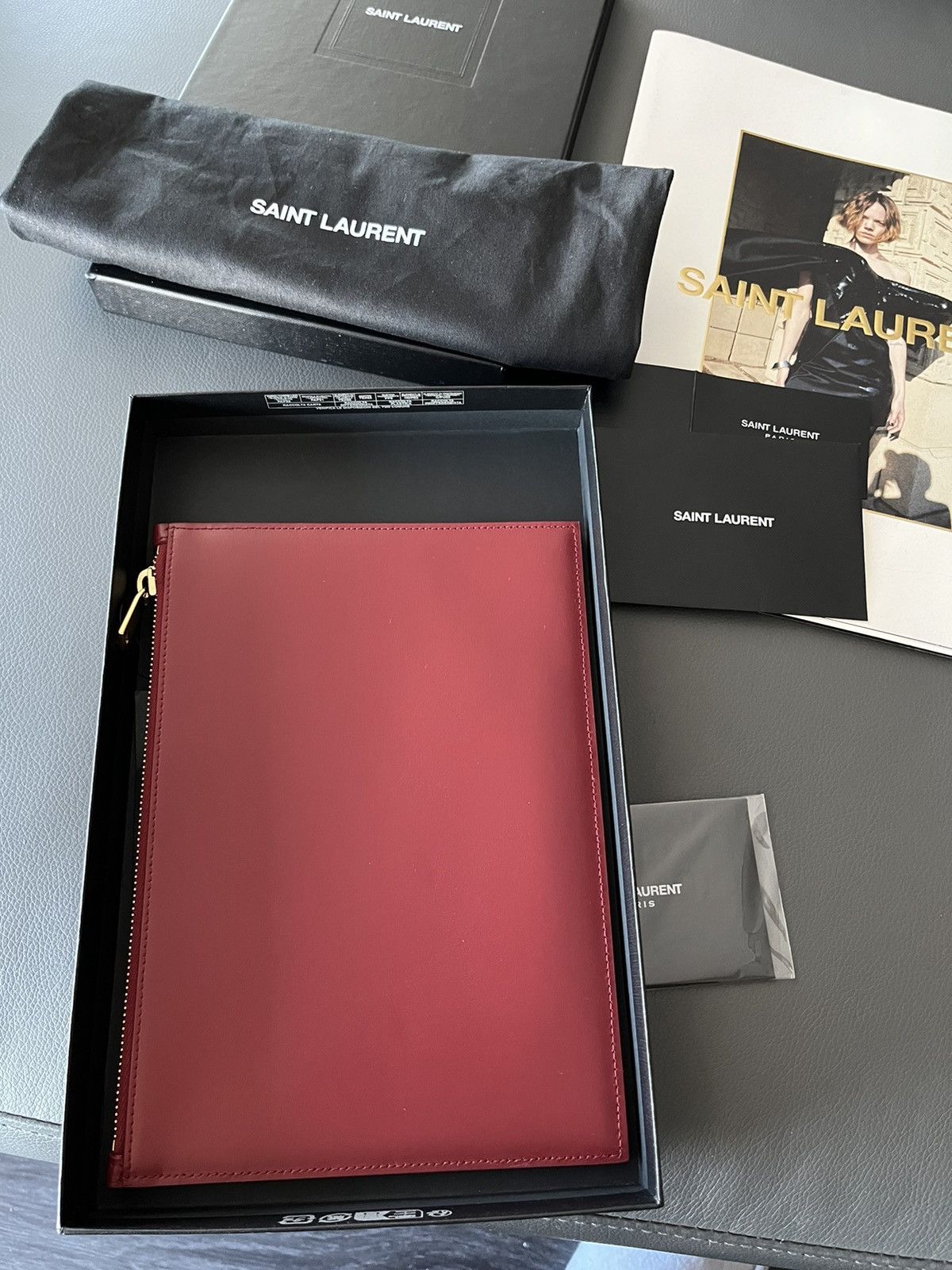 Hedi Slimane × Saint Laurent Paris × Yves Saint Laurent Limited Edition Saint Laurent Logo Leather Bag Size ONE SIZE - 6 Thumbnail