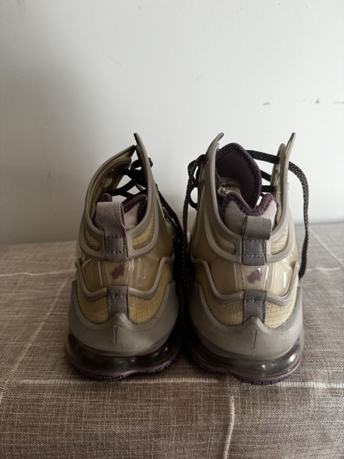 Nike LeBron 19 “Strive for Greatness »