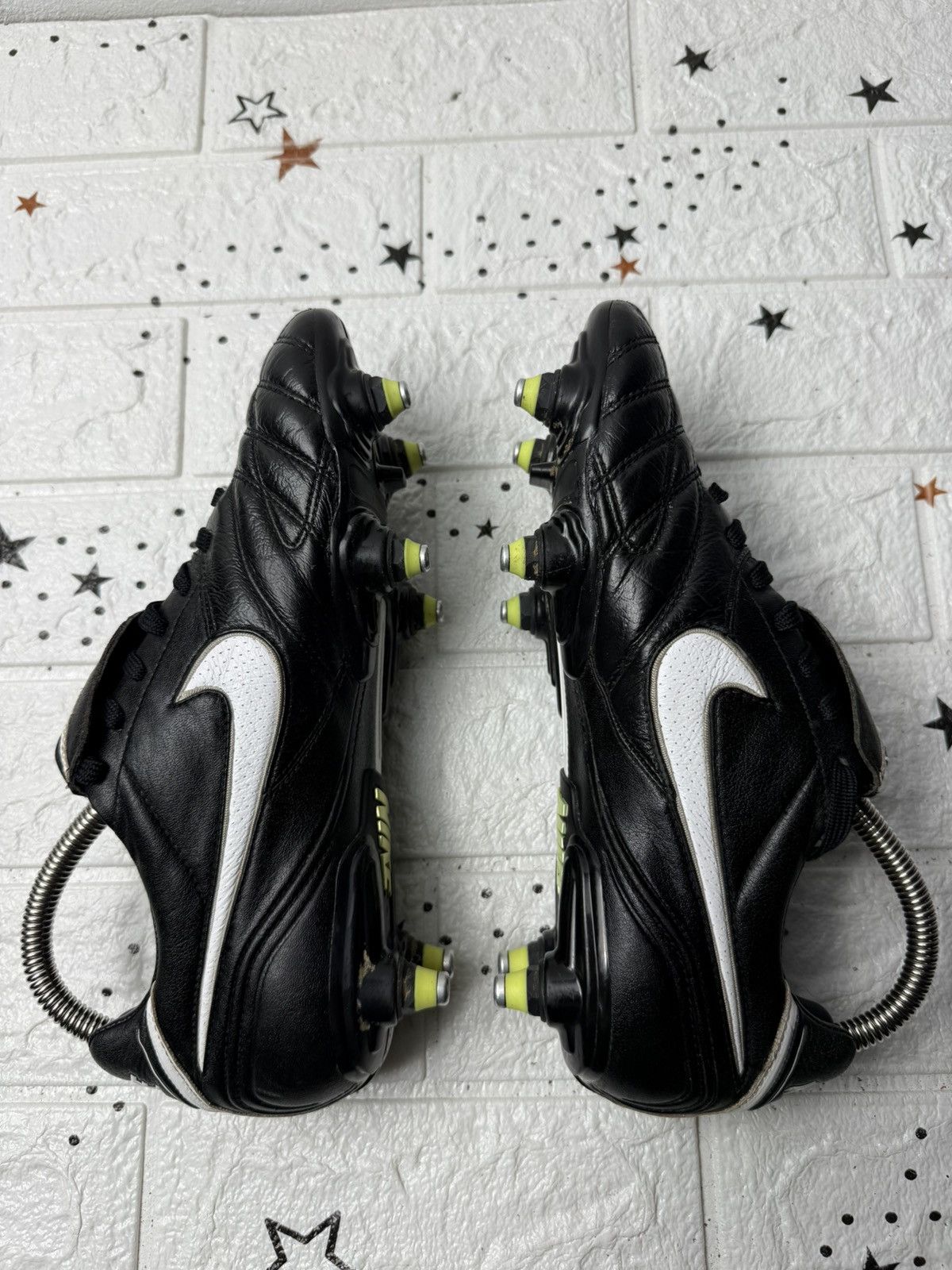 Nike Nike Tiempo Legend III SG Elite 366202-017 US7 UK6 EUR40 Size US 7 / EU 40 - 7 Thumbnail