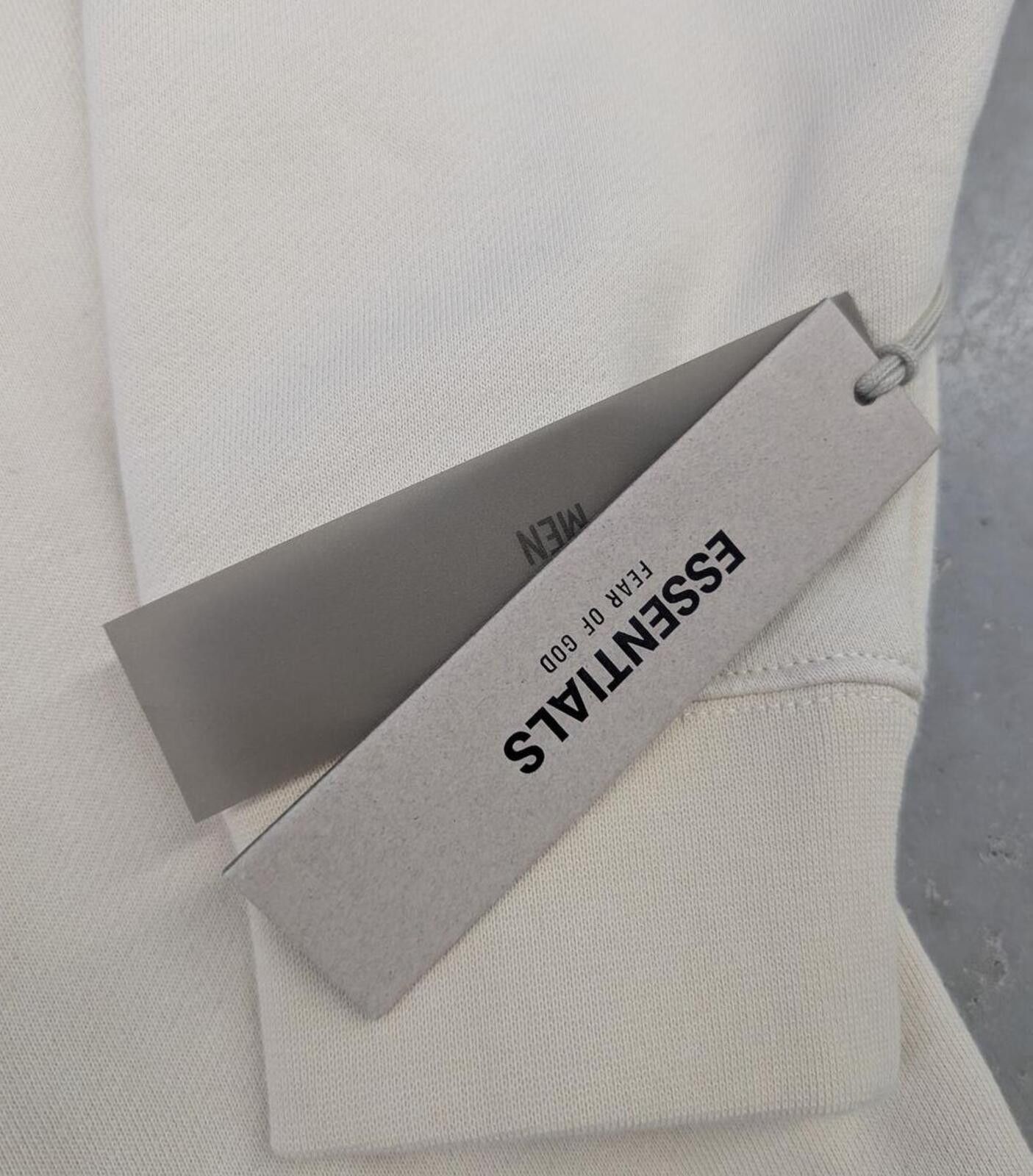 Essentials Essential Fear of God Cream Over-Sized Heavy Weight Hoodie Size US M / EU 48-50 / 2 - 3 Thumbnail