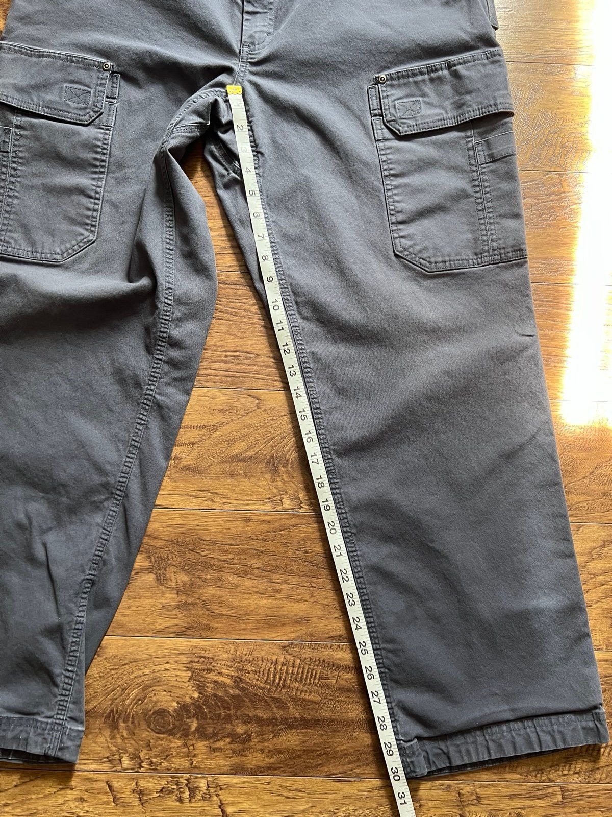 Duluth Trading Company Men's DuluthFlex Fire Hose Cargo Pants size 40/30 Size US 40 / EU 56 - 7 Thumbnail