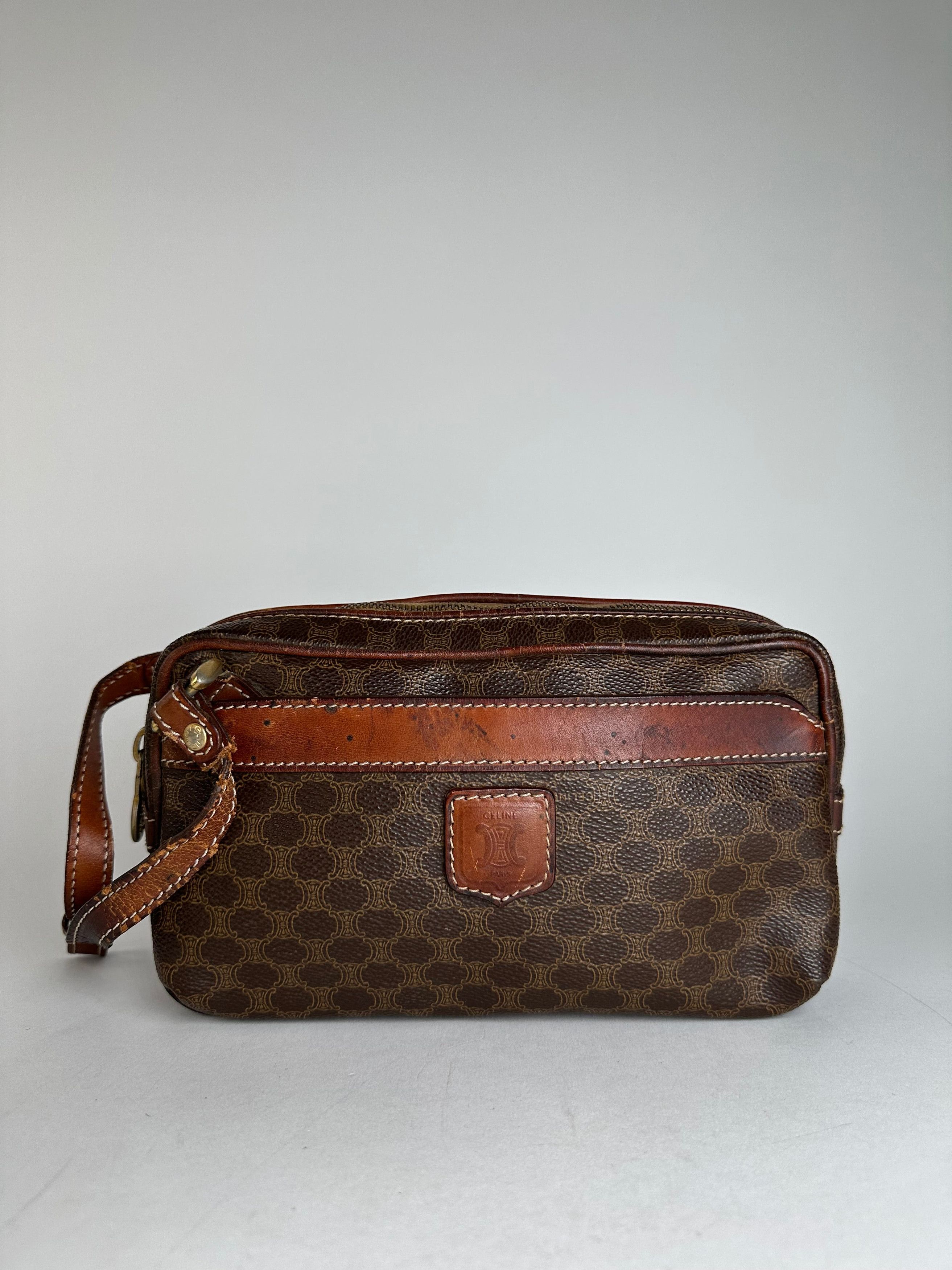 Celine Vintage Paris Triomphe Monogram Leather Clutch Brown Size ONE SIZE - 1 Thumbnail