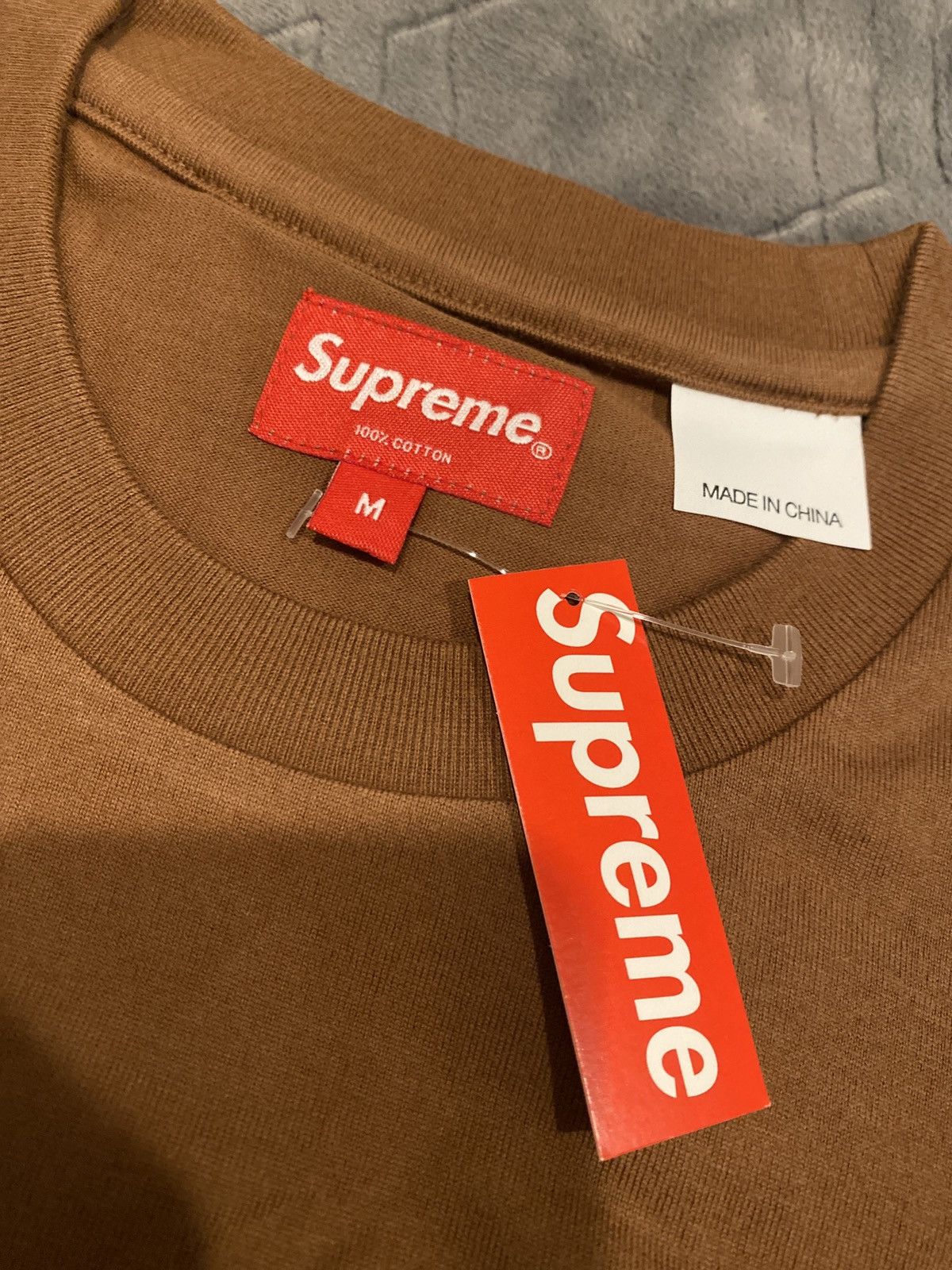 Supreme Supreme small box L/S tee Size US S / EU 44-46 / 1 - 2 Thumbnail
