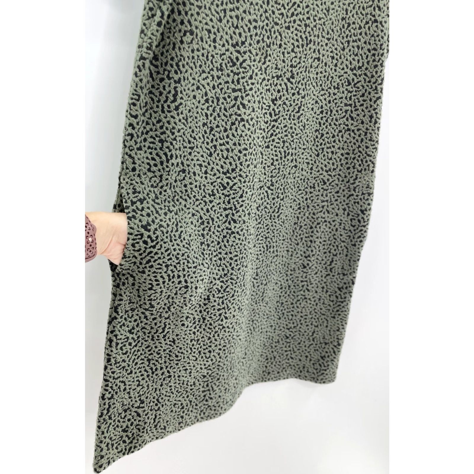 Loft LOFT Green Black Textured Shift Dress Pockets Short Sleeve PS Petite Women Shirt Dress Mens Womens Girls Boys? Size 28" / US 6 / IT 42 - 4 Thumbnail
