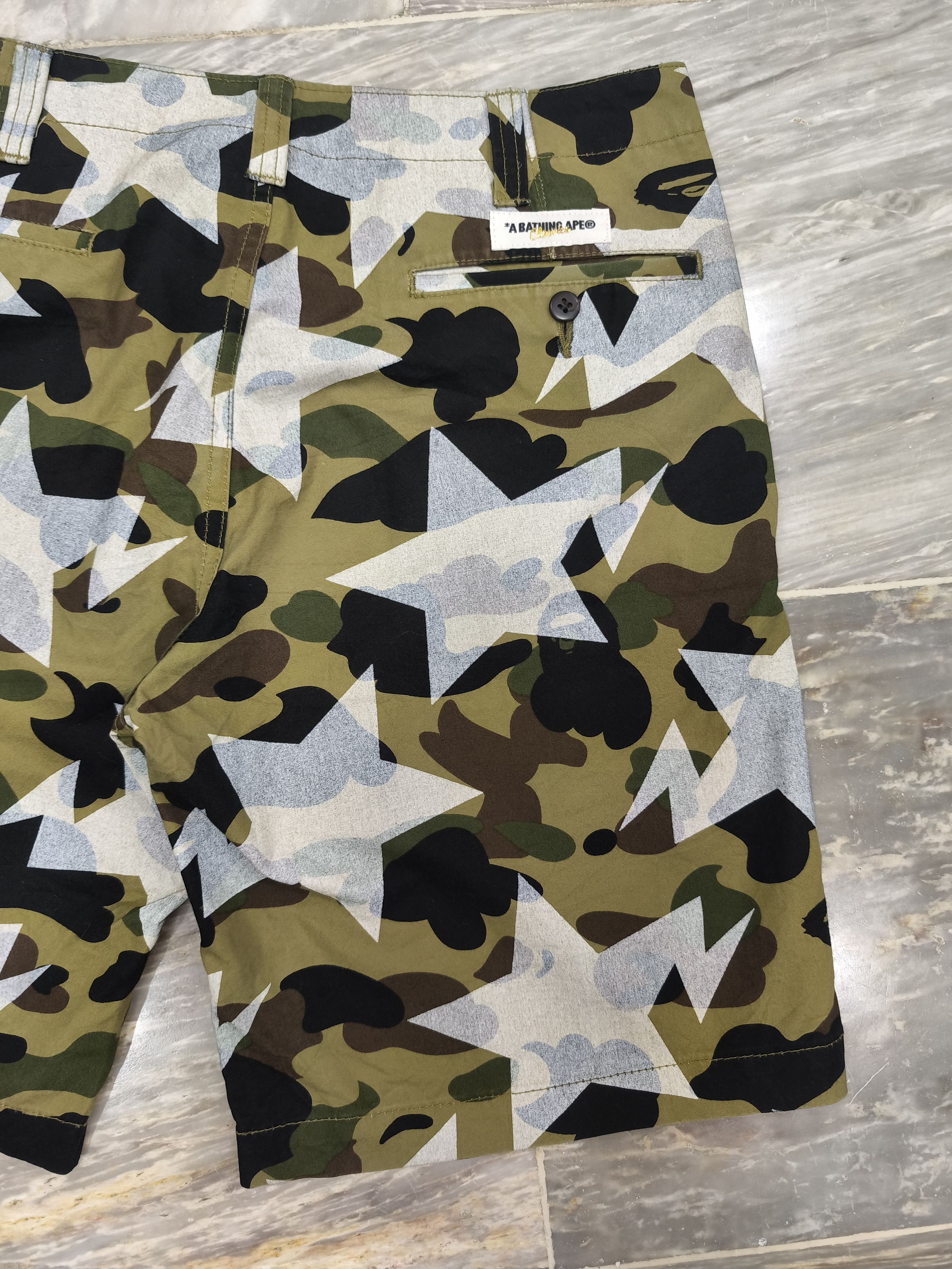 Bape OG Bape Classic Bapesta 1st Camo Shorts Size US 31 - 6 Thumbnail