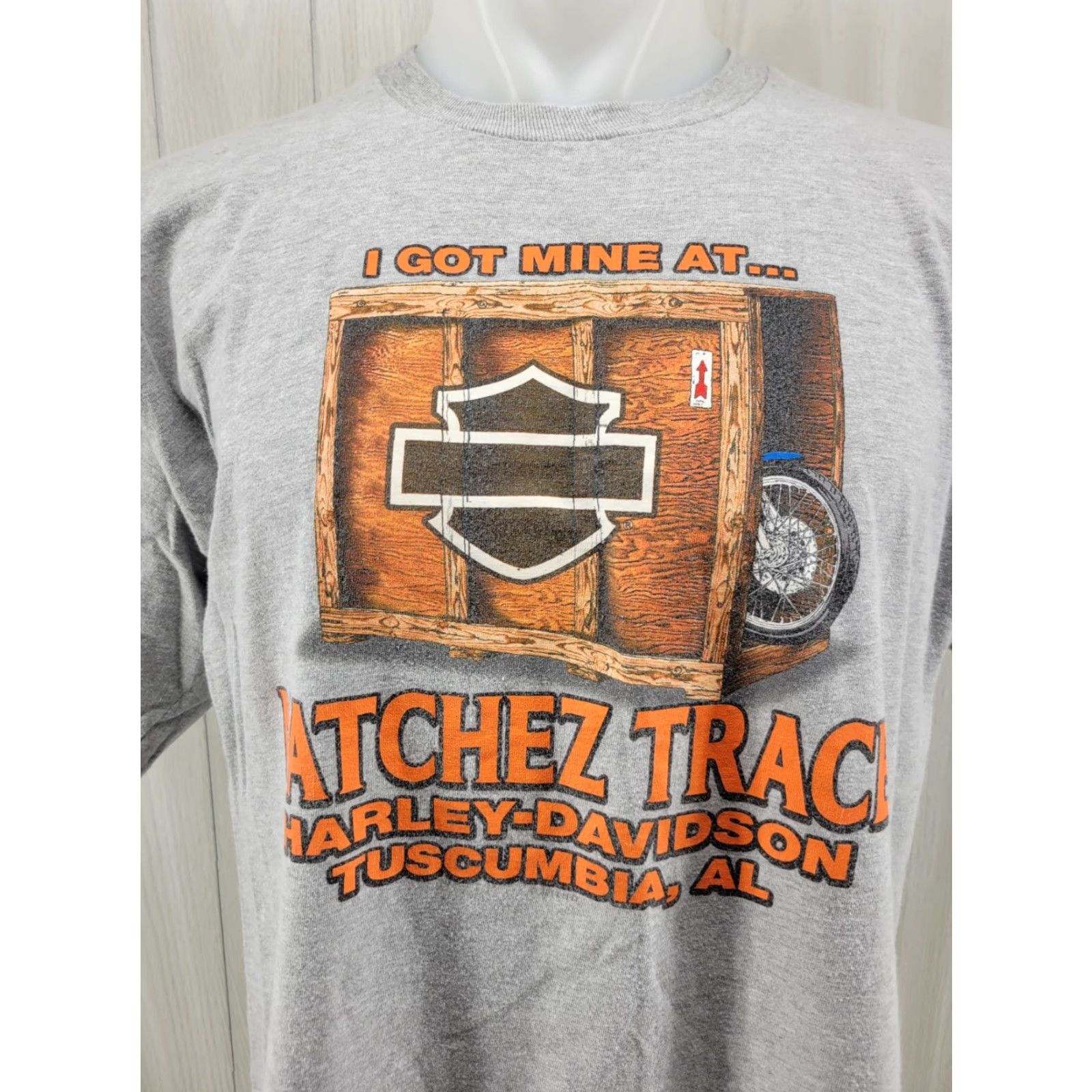 Harley Davidson VINTAGE Harley-Davidson T-Shirt Shirt Men XL Gray Motorcycle Natchez Trace Tuscumbia AL 90s (or 00s) Womens Mens Size US XL / EU 56 / 4 - 3 Thumbnail