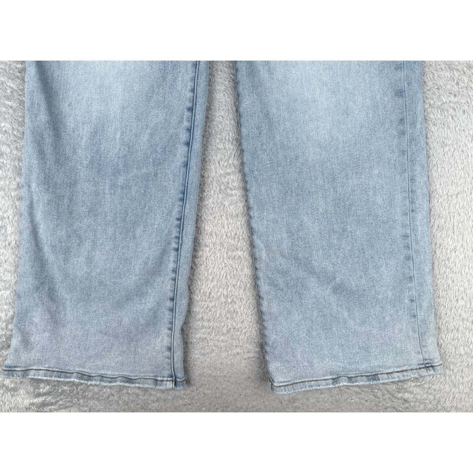 Old Navy VINTAGE Old Navy Women's Jeans Wide-Leg Light Wash Denim High Rise 26x32 Spring Summer Fall Winter Size 28" / US 6 / IT 42 - 2 Thumbnail