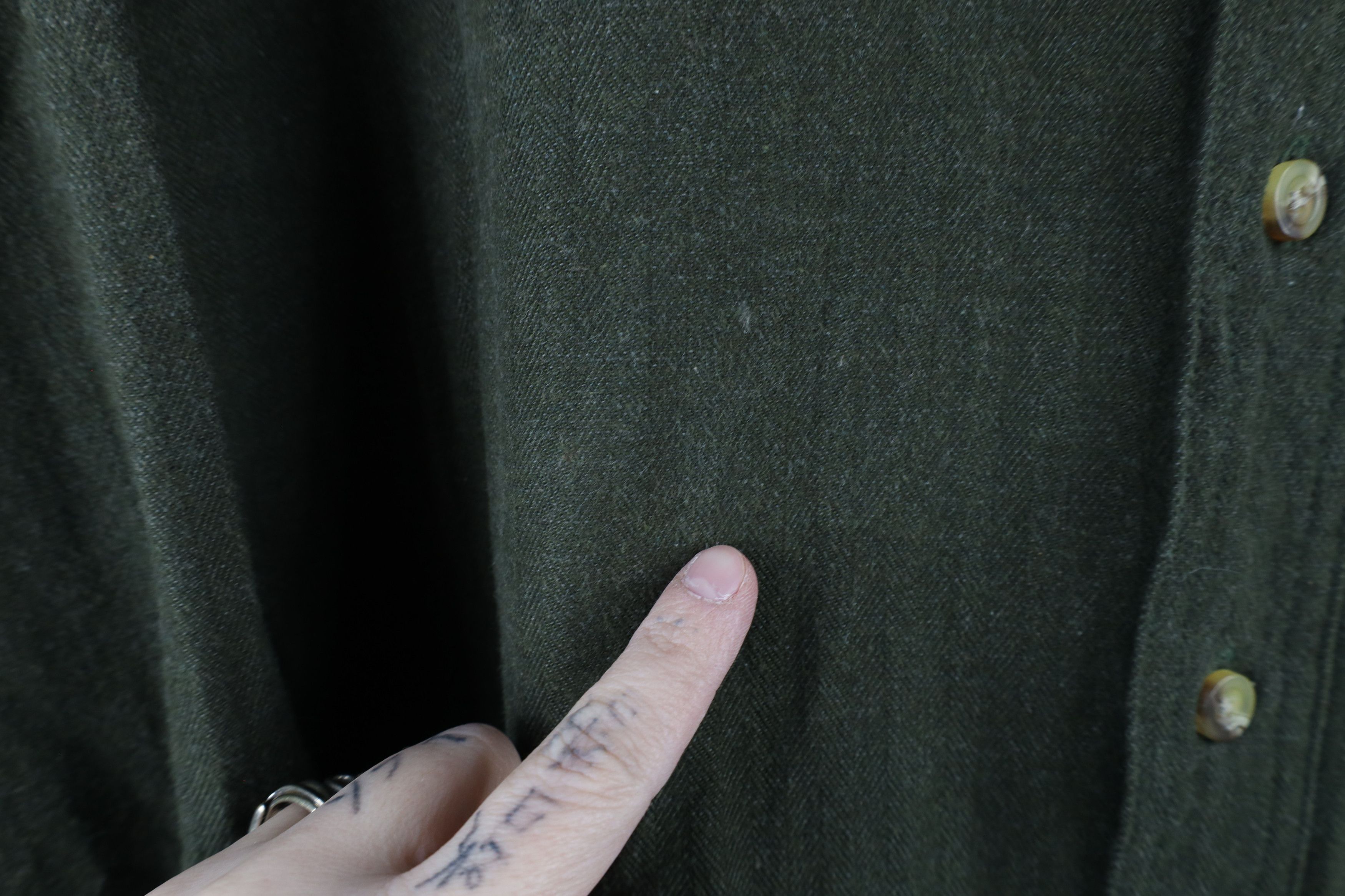 L.L. Bean × Vintage Vintage 90s LL Bean Herringbone Down Shirt Green Cotton Size US XL / EU 56 / 4 - 5 Thumbnail