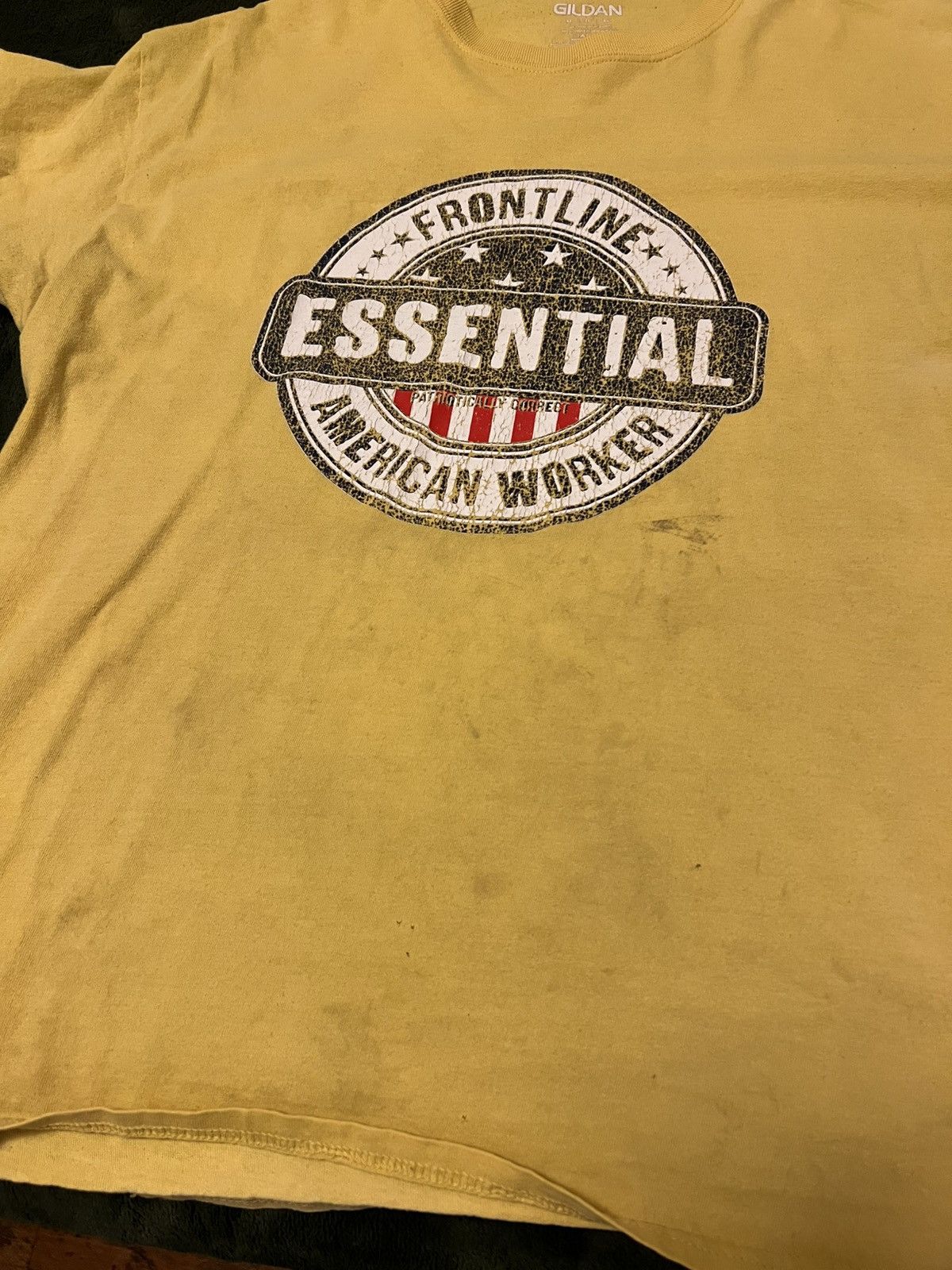 Gildan Vintage Gildan Tee Size US L / EU 52-54 / 3 - 5 Thumbnail