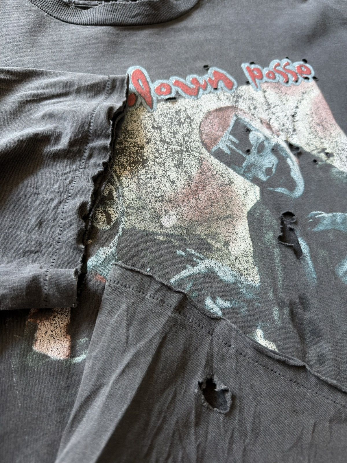 Band Tees Vintage 90s Thrashed Insane Clown Posse Faded Erd Band Tee Size US XL / EU 56 / 4 - 4 Thumbnail