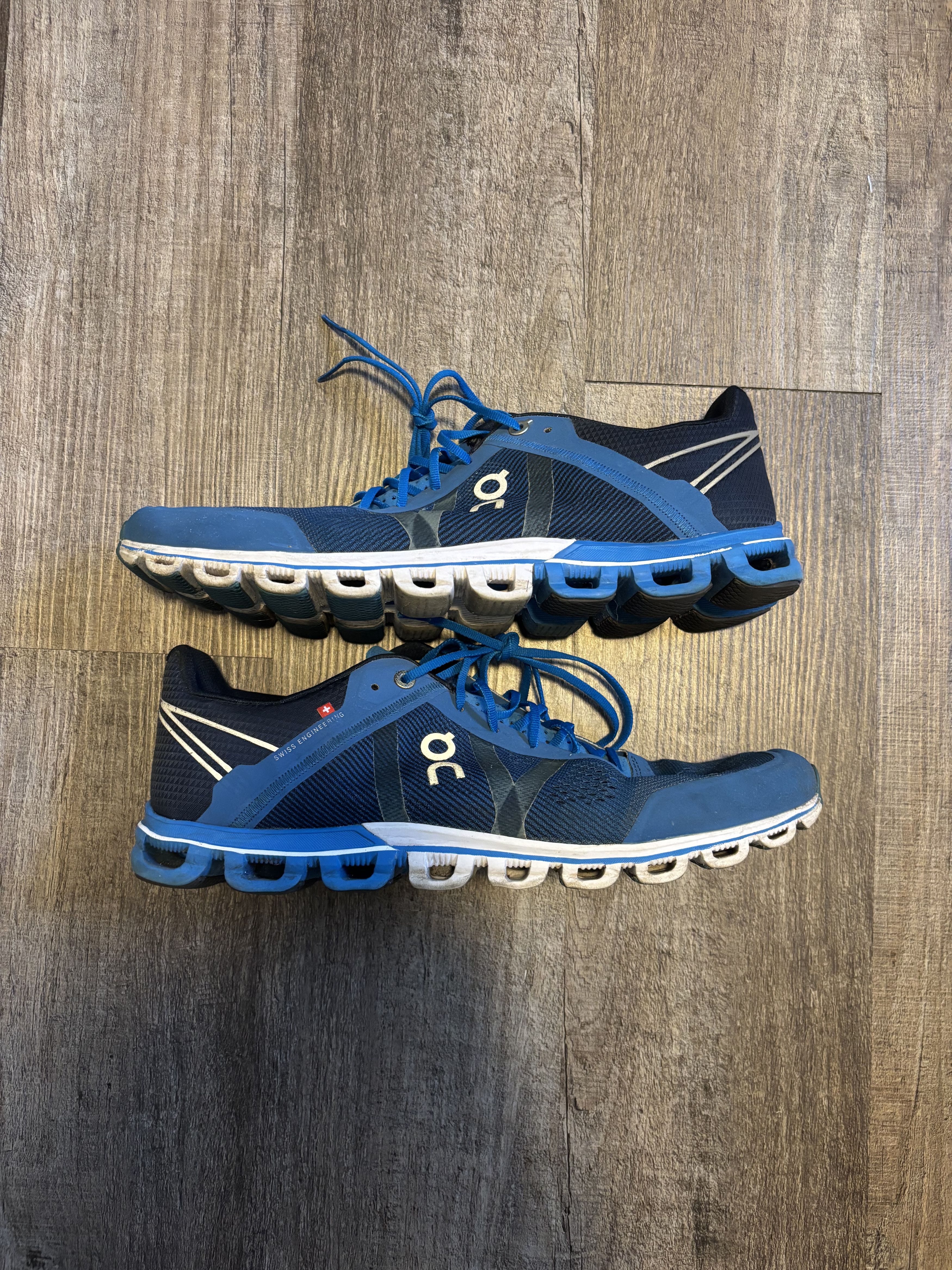 On On Cloud Cloudflow 1 'River / Navy' Lowtop Running Sneakers Size US 10.5 / EU 43-44 - 1 Thumbnail