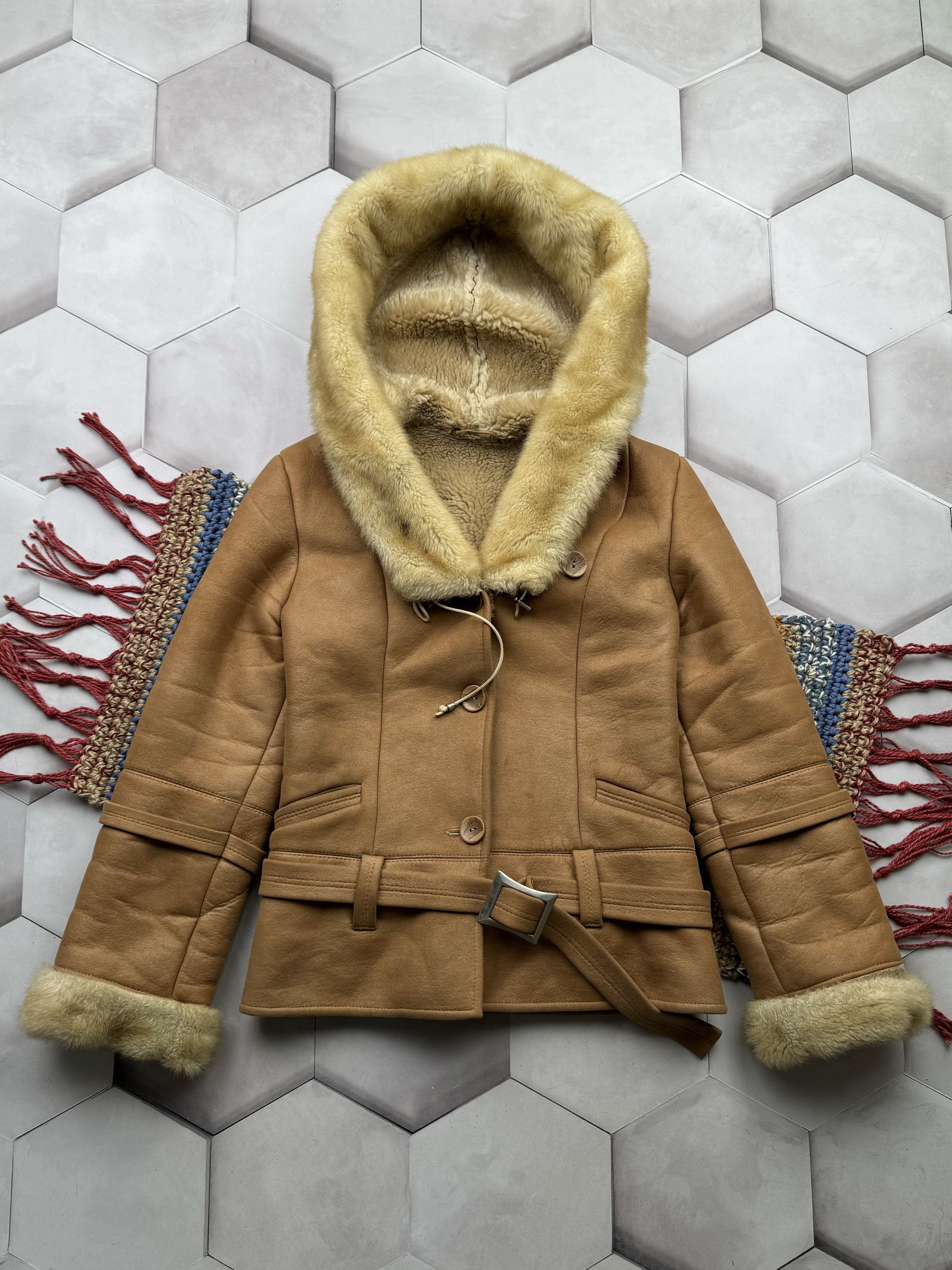 Japanese Brand Vintage Faux Sheepskin Coat With Belted (E4) Size S / US 4 / IT 40 - 1 Thumbnail