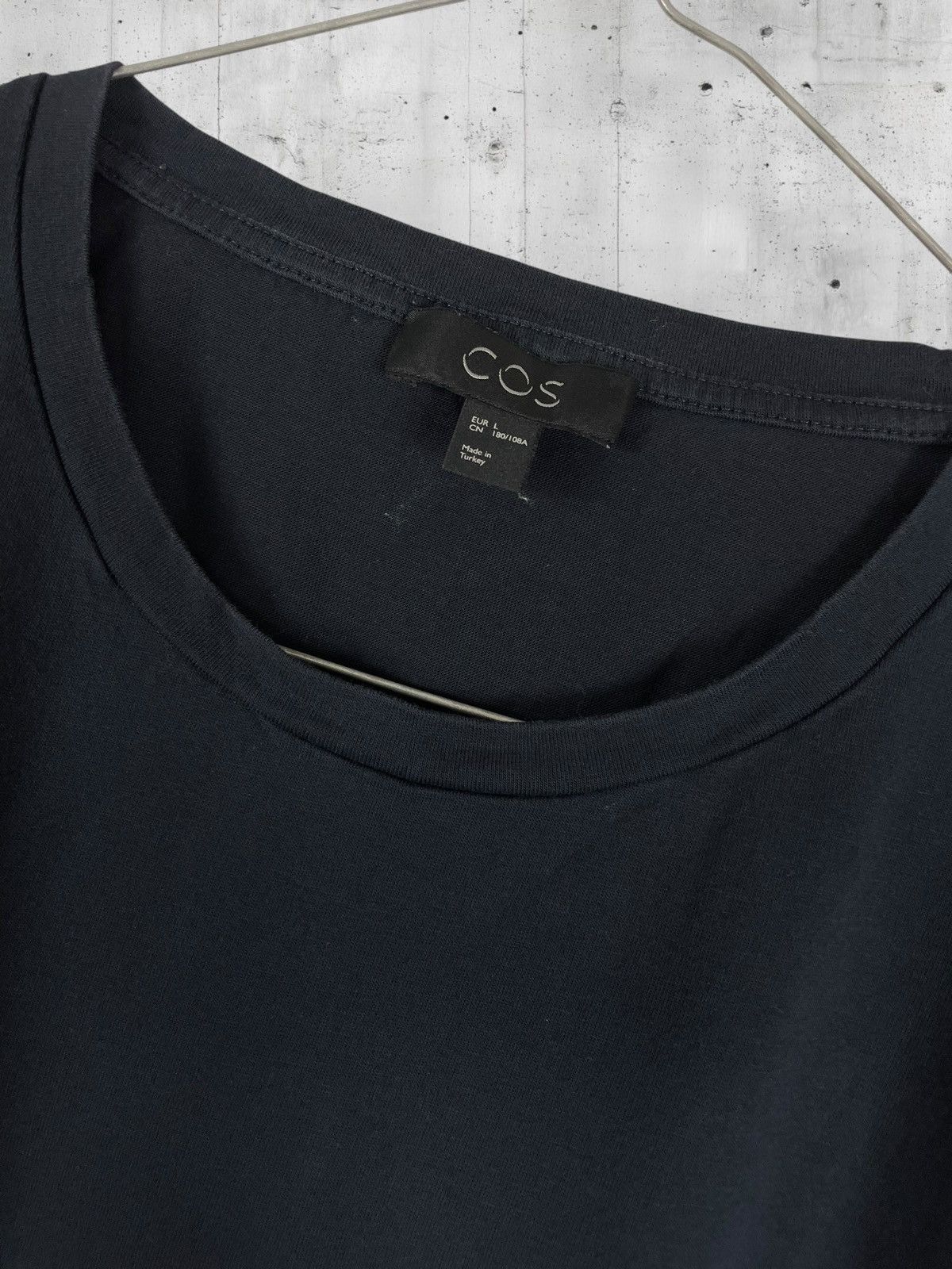 Cos COS Essential Navy Blue Regular Fit T-Shirt Size US L / EU 52-54 / 3 - 2 Thumbnail
