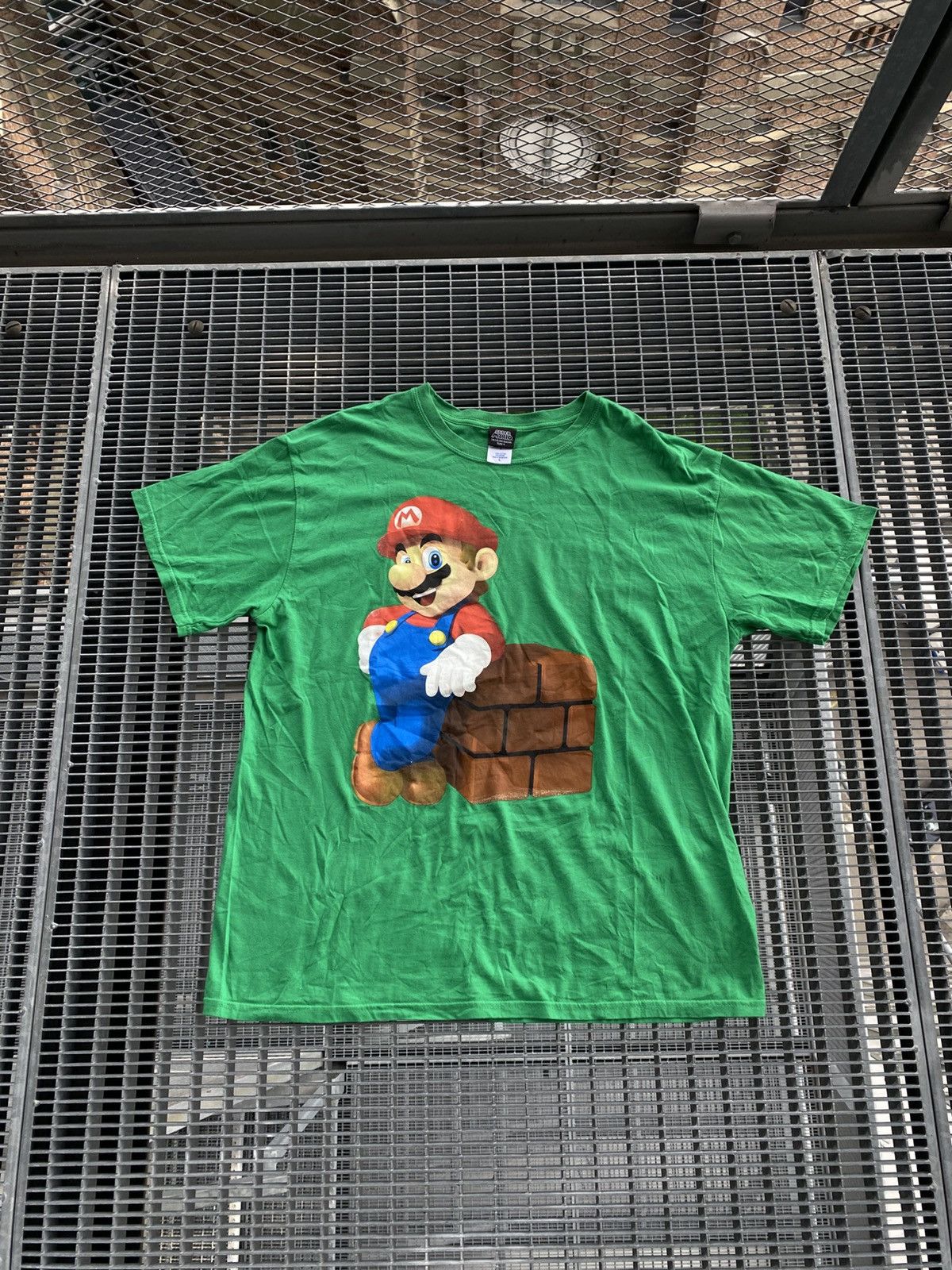 The Game Super Mario 2010 Game Y2K T-Shirt Size US L / EU 52-54 / 3 - 1 Thumbnail