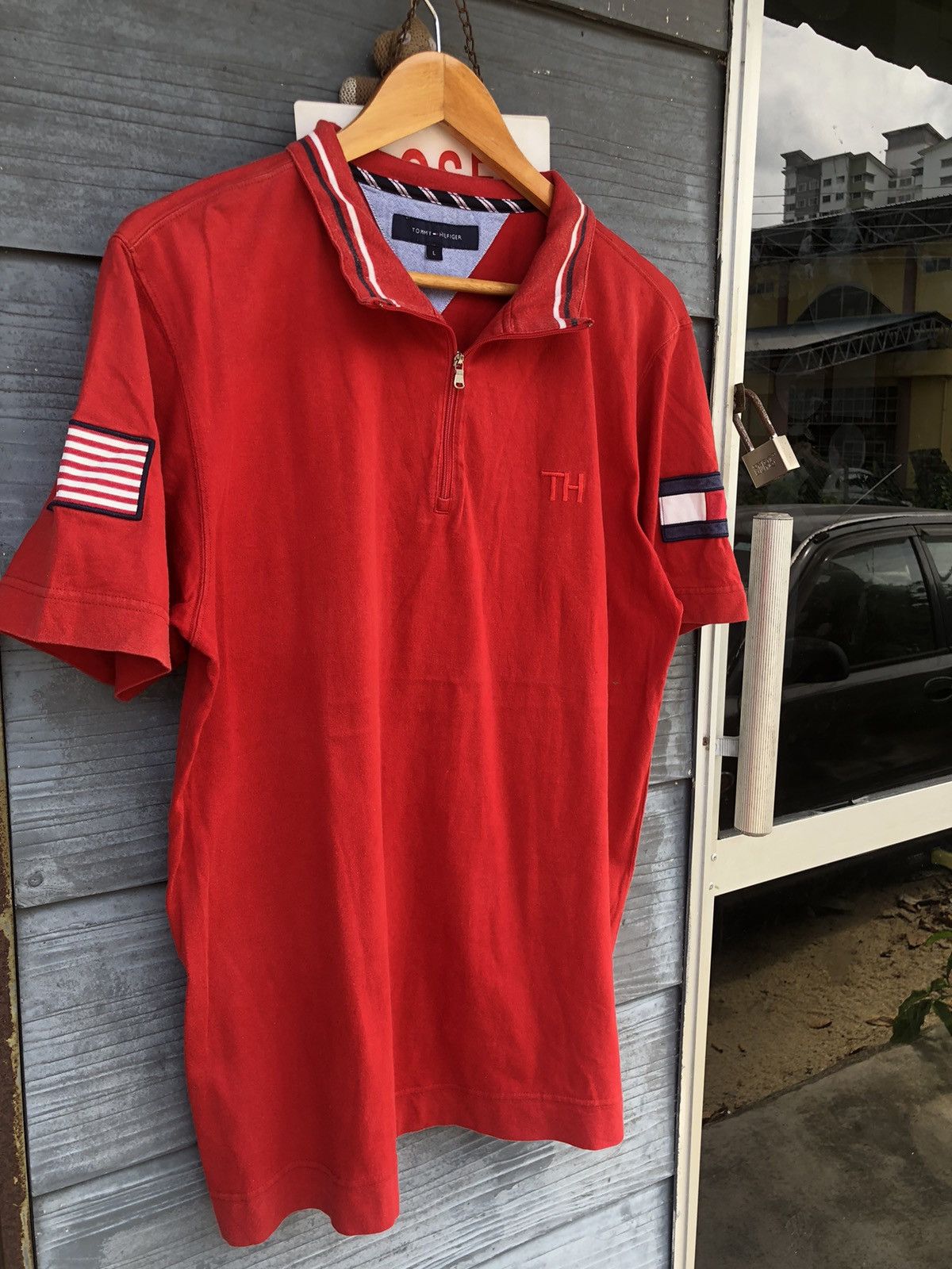 Tommy Hilfiger × Vintage Vintage Tommy Hilfiger USA 1/4 Zipper Polo Tee Size US L / EU 52-54 / 3 - 5 Thumbnail