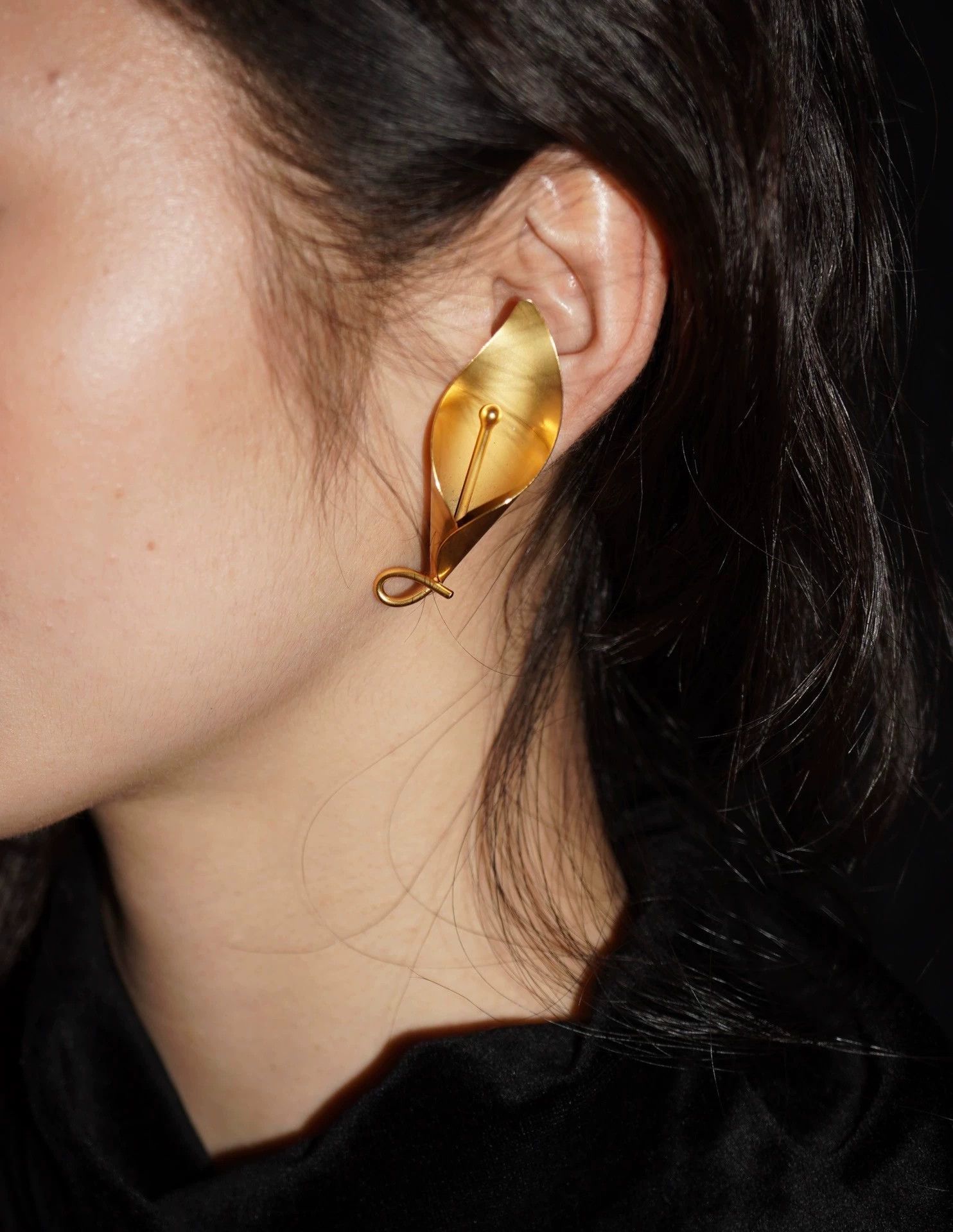 Kenzo Kenzo 1980s Rare Calla Lily Earclips Size ONE SIZE - 6 Thumbnail