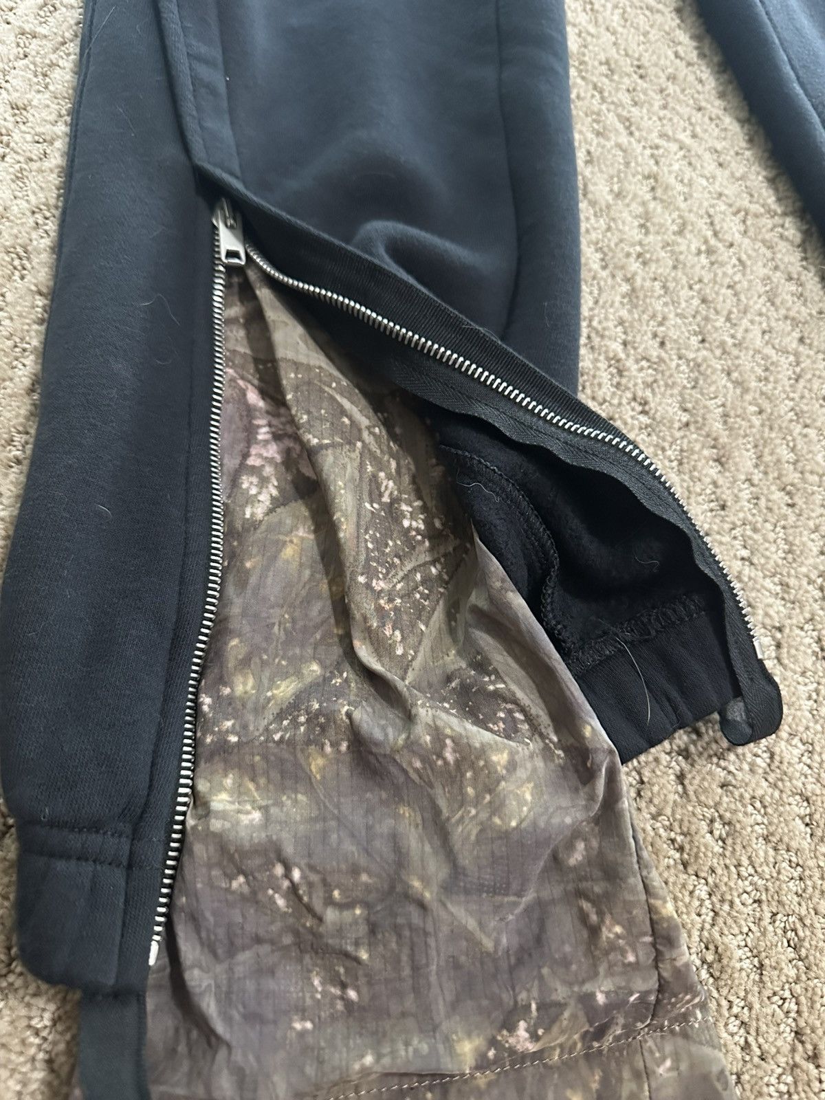 1017 ALYX 9SM × Nike Nike x Alyx Zipper Flared Jogger Sweatpants Size US 32 / EU 48 - 4 Thumbnail