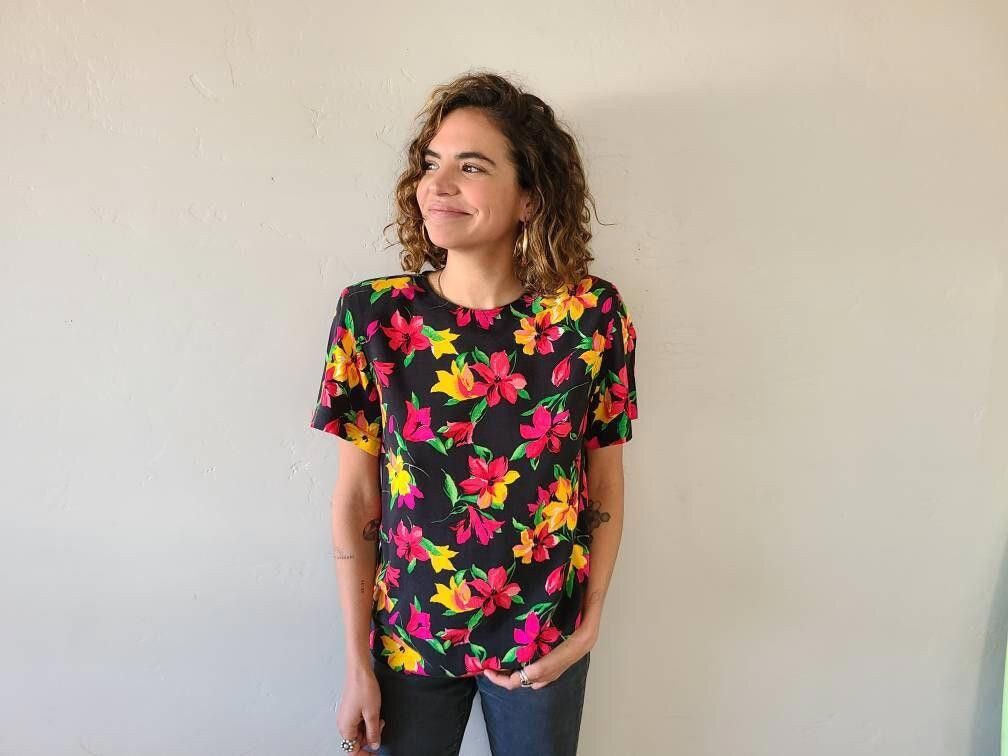Designer 90's Floral Blouse Top Vintage Flowers Shoulderpads Womens Size M / US 6-8 / IT 42-44 - 1 Thumbnail