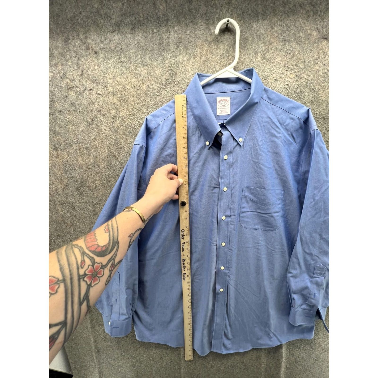Brooks Brothers Brooks Brothers Dress Shirt Mens 17.5 4/5 Blue Solid Regular Fit 346 Non Iron Size 48R - 6 Thumbnail