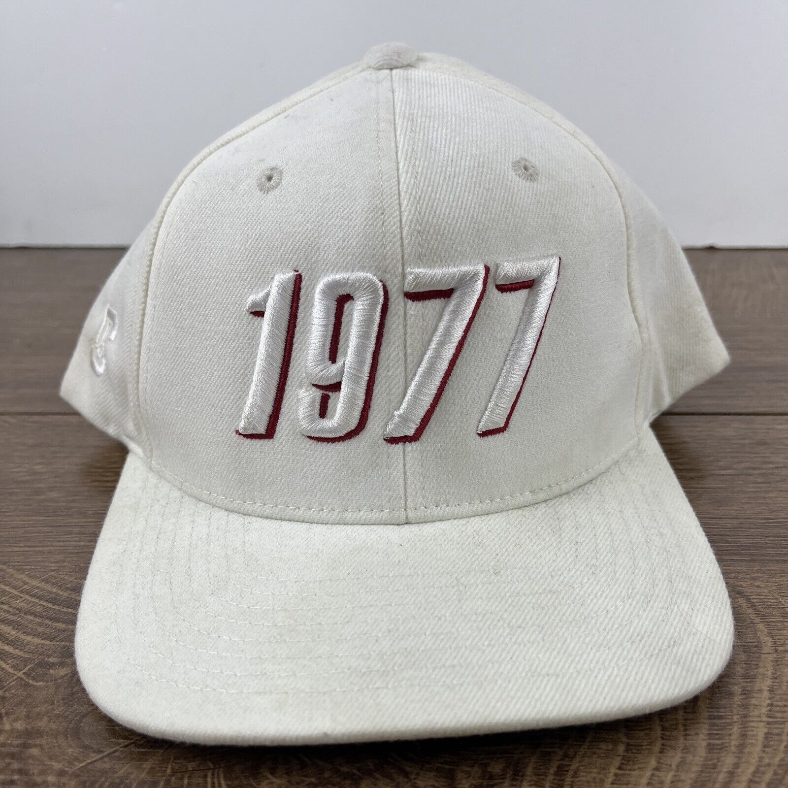 Other 1977 Hat Classic 1997 Hat White Hat Adjustable Snapback Adul Size ONE SIZE - 5 Thumbnail