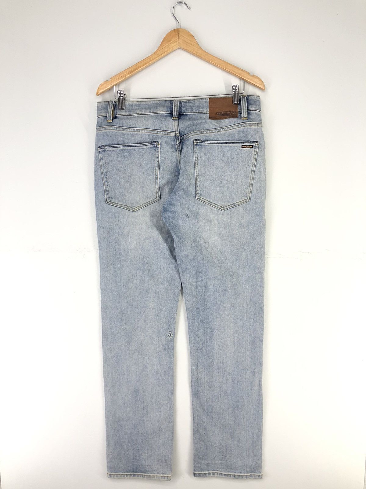 Volcom Vintage Volcom Solver Modern Straight Light Wash Jeans Size US 32 / EU 48 - 2 Thumbnail