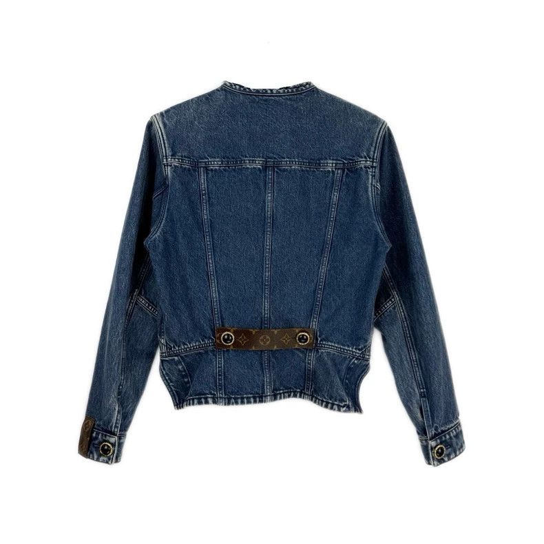 Louis Vuitton Louis Vuitton Washed blue presbyopic leather label irregula Size XS / US 0-2 / IT 36-38 - 2 Thumbnail