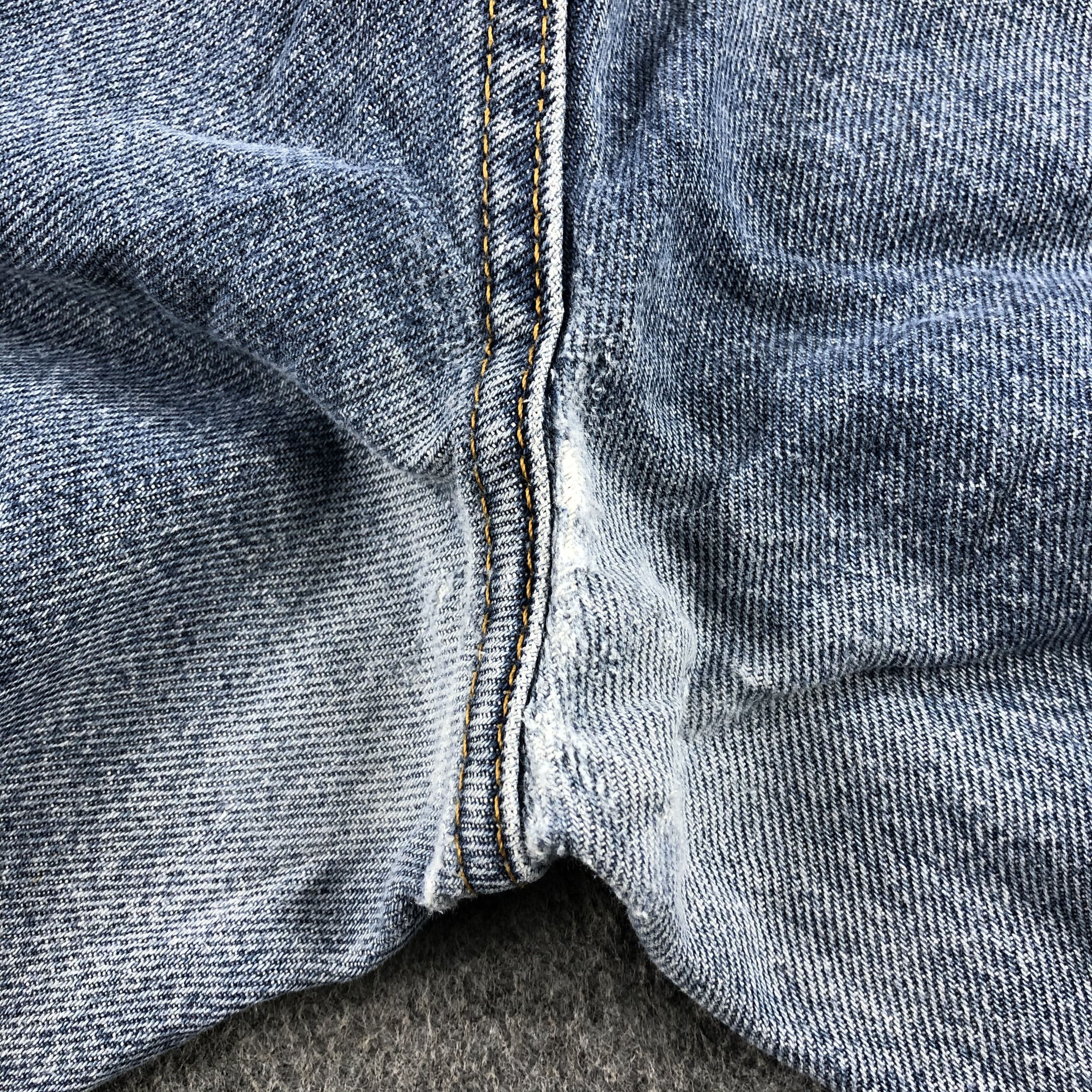 Levi's Vintage Blue Wash Levis 550 Jeans-J2061 Size US 37 - 8 Thumbnail