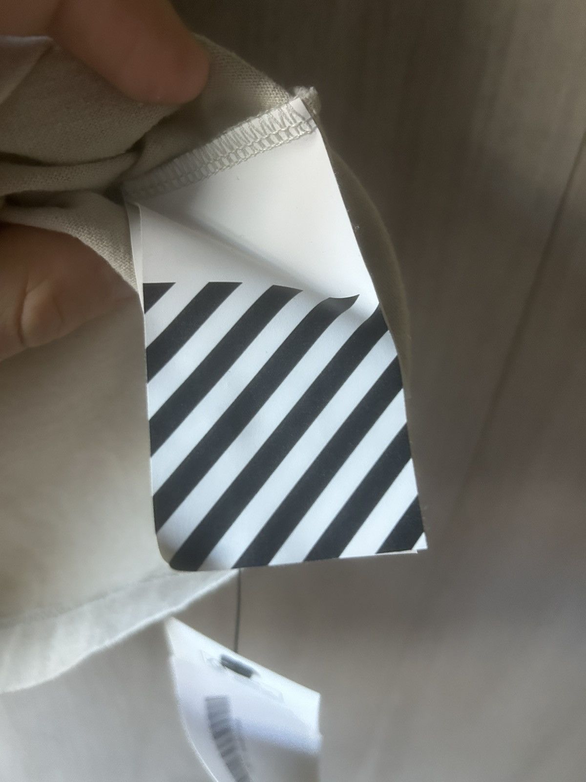 Off-White Off-White “BATS” Tee ‘19 Size US XL / EU 56 / 4 - 9 Thumbnail