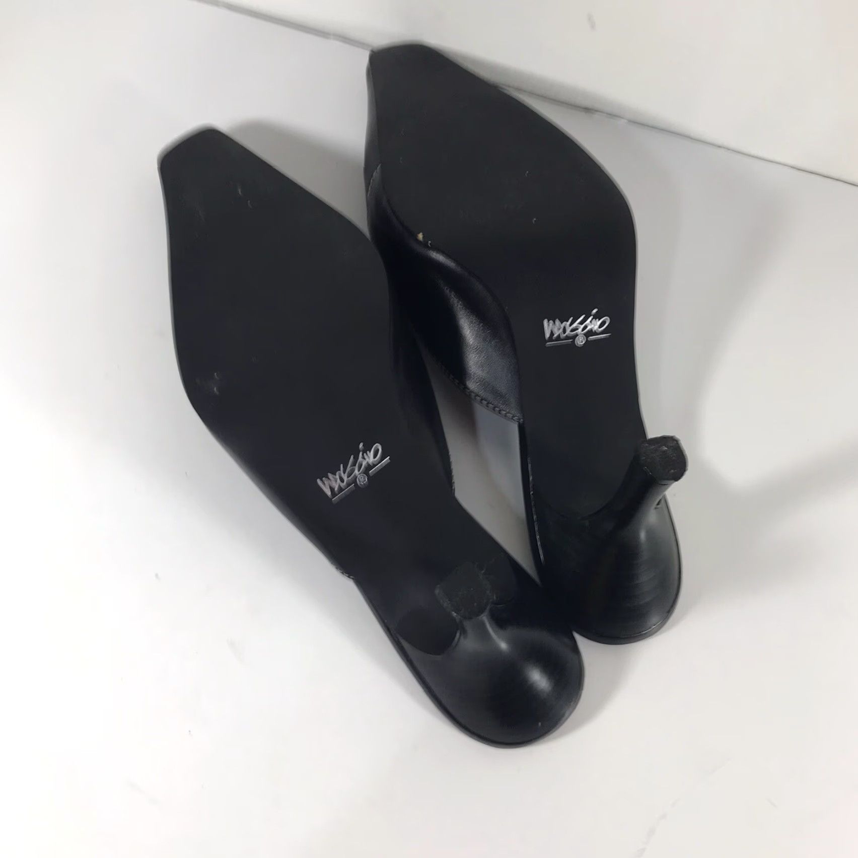 Mossimo VINTAGE Mossimo Black Leather Mules Women’s Size 8.5 High Heel Slip On Casual Stylish Size US 8.5 / IT 38.5 - 7 Thumbnail
