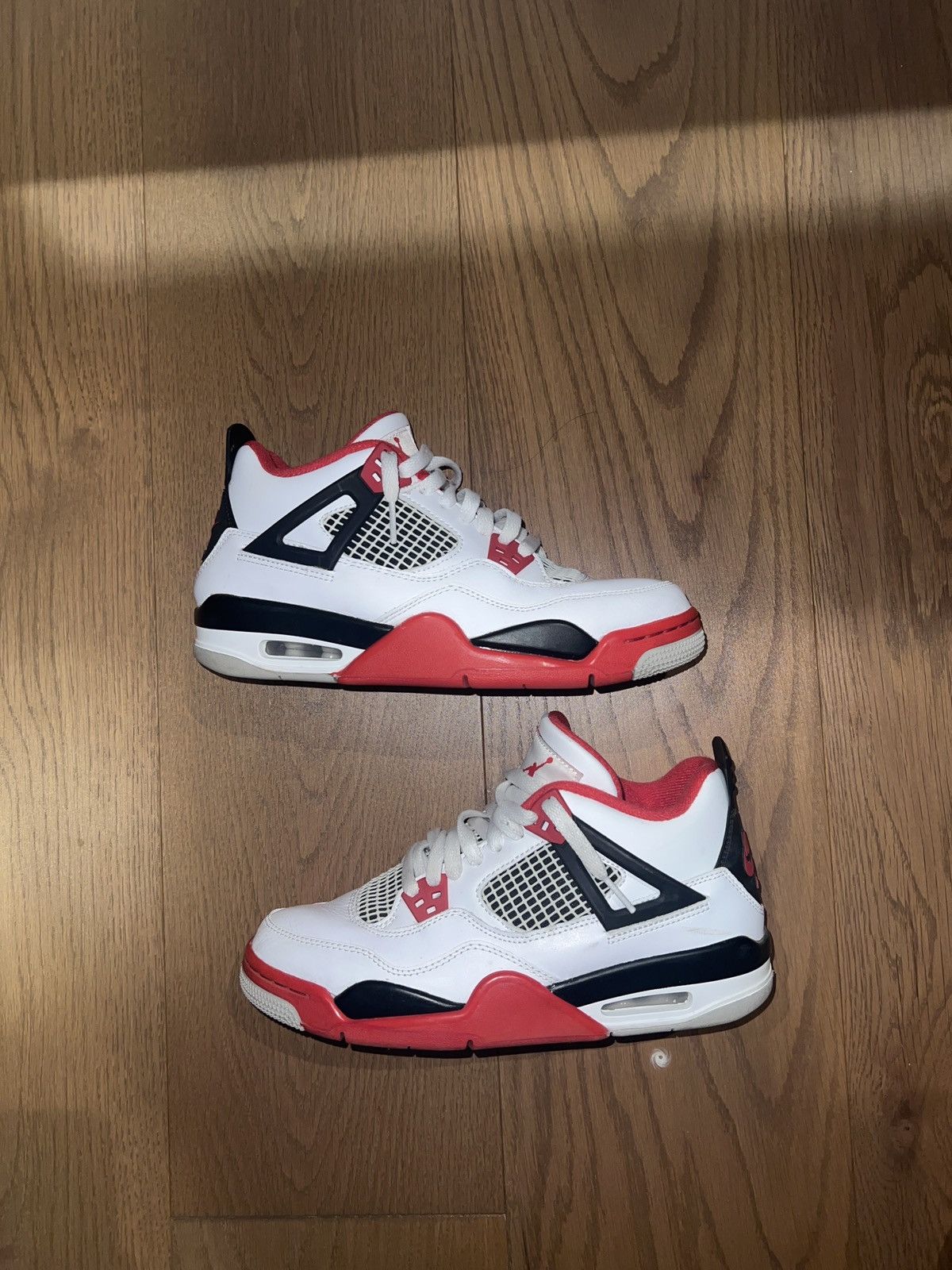 Jordan Brand Jordan 4 fire red 2020 gs’ size 7 Size US 7 / EU 40 - 1 Thumbnail