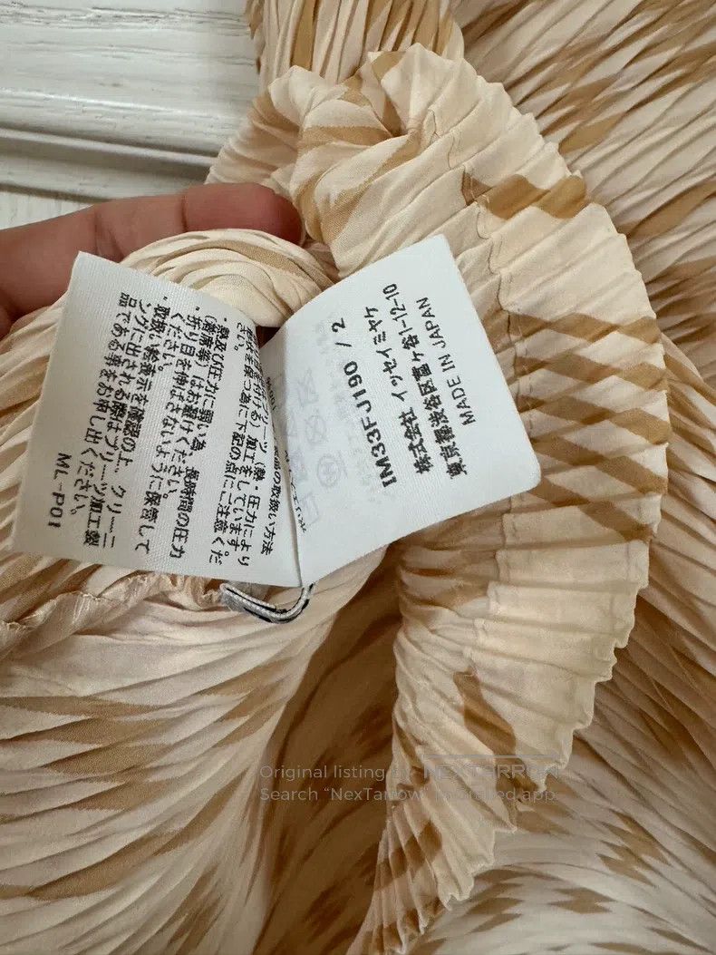 Issey Miyake Issey Miyake size:one size Small Fish Scale Sleeveless Asy Size XXS / US 00 / IT 34 - 5 Thumbnail